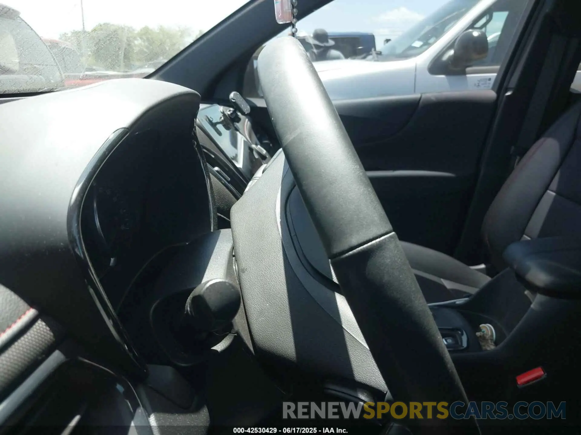 14 fotografías del automóvil dañado 3GNAXMEG4PL179855 CHEVROLET EQUINOX 2023