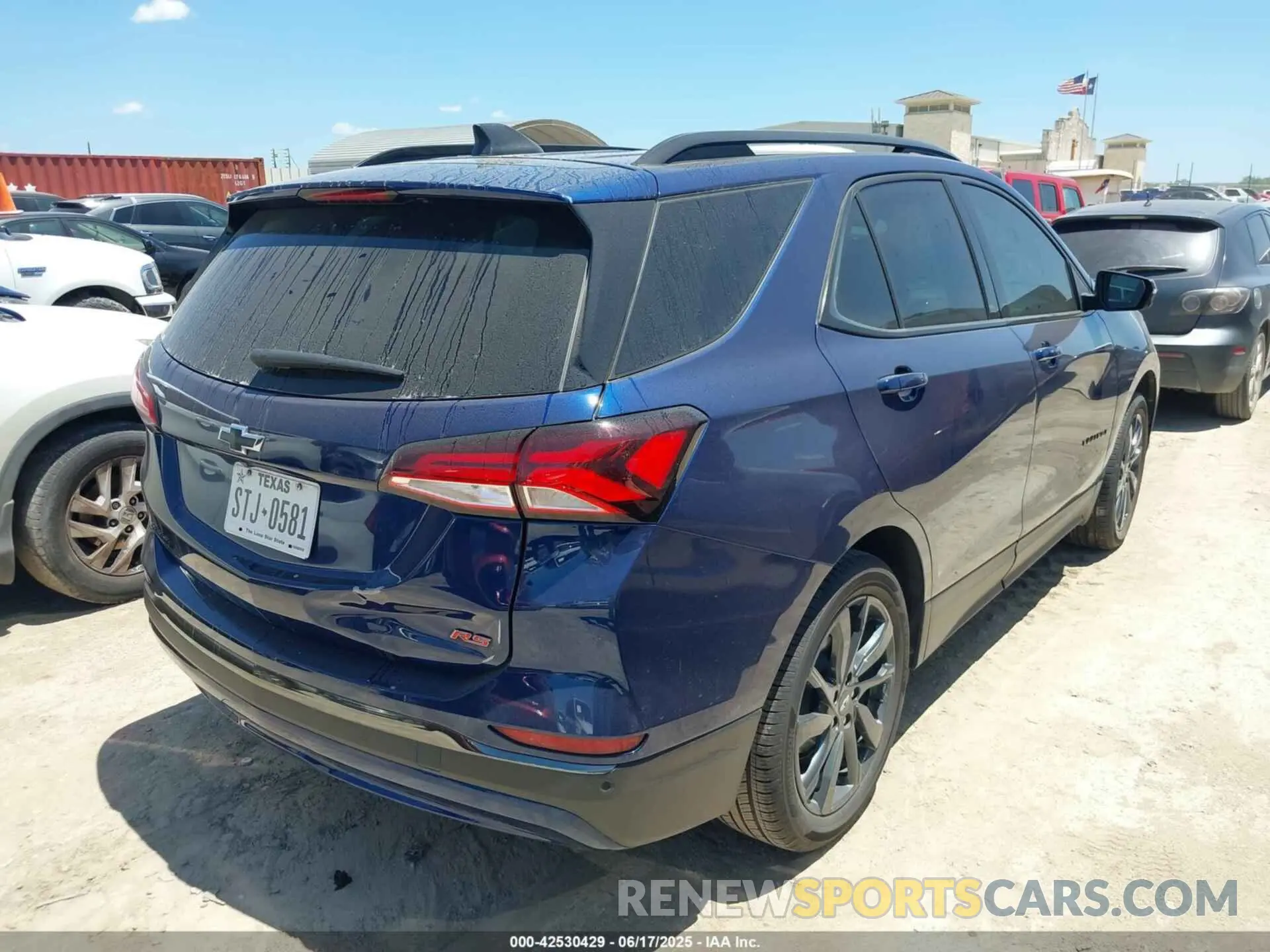 4 fotografías del automóvil dañado 3GNAXMEG4PL179855 CHEVROLET EQUINOX 2023