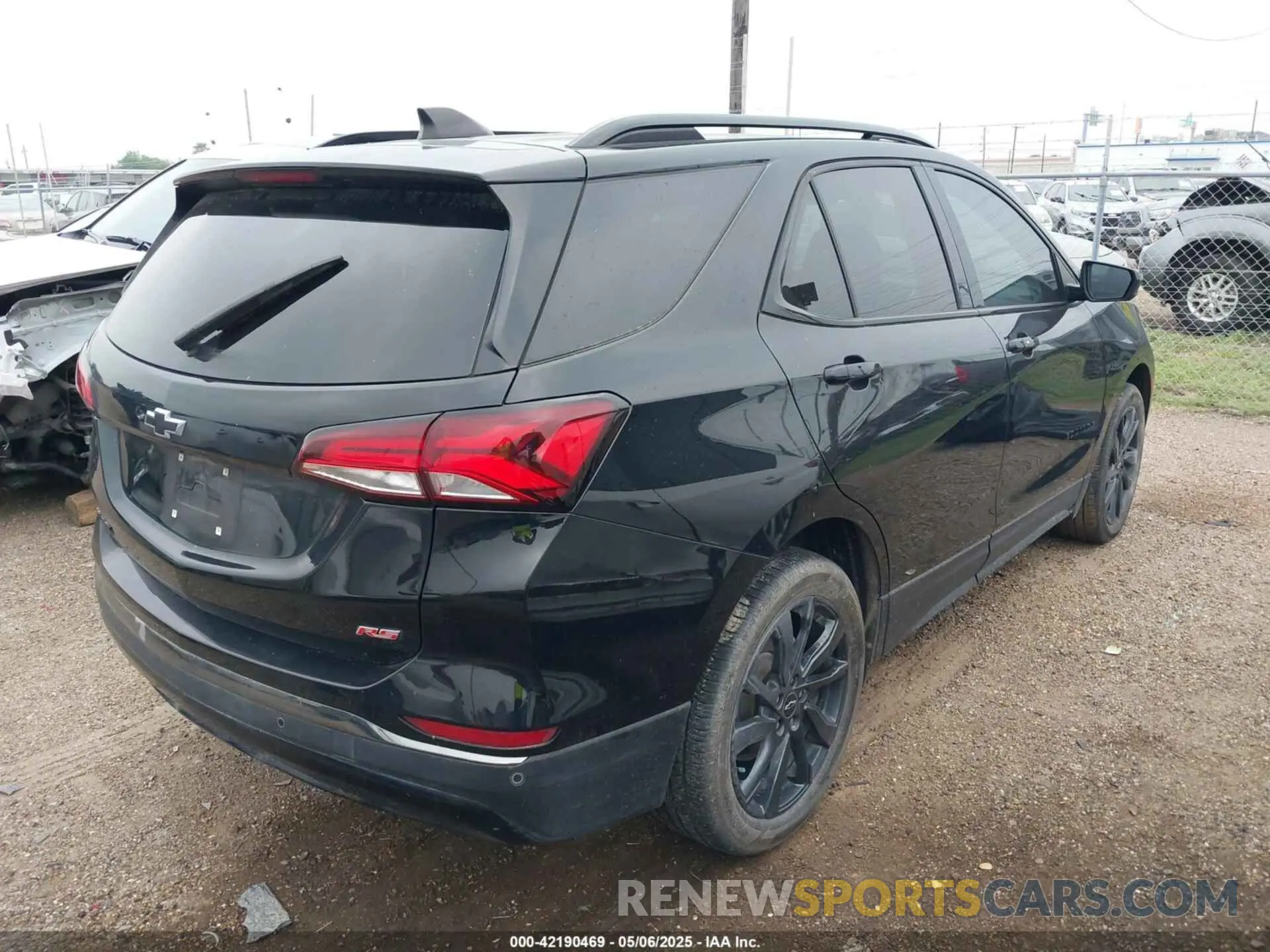4 fotografías del automóvil dañado 3GNAXMEG5PL217867 CHEVROLET EQUINOX 2023
