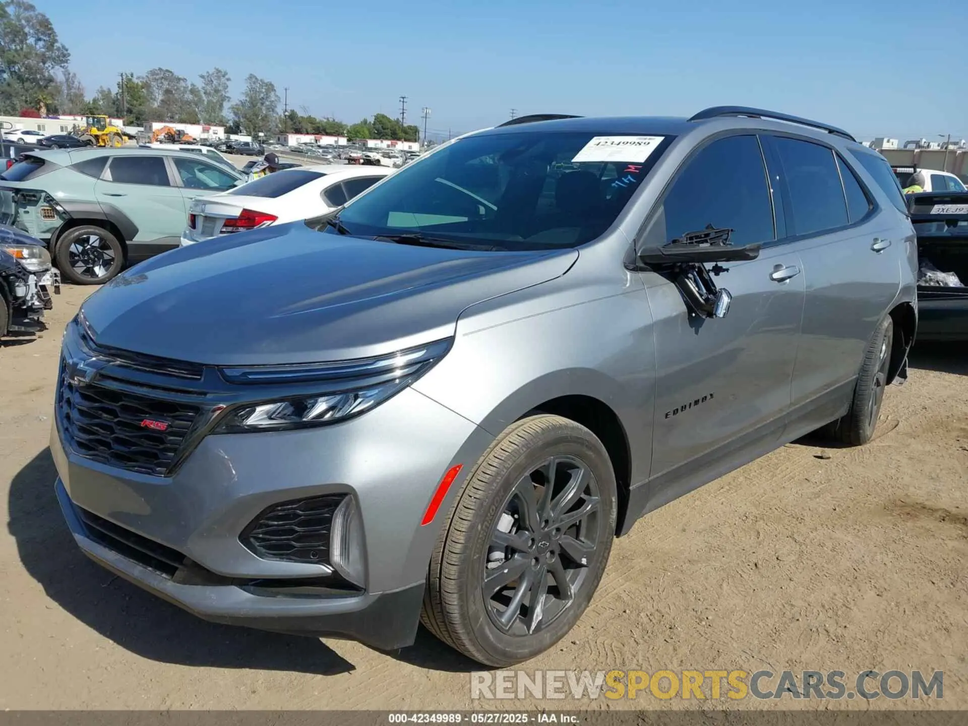 2 fotografías del automóvil dañado 3GNAXMEG9PS187746 CHEVROLET EQUINOX 2023