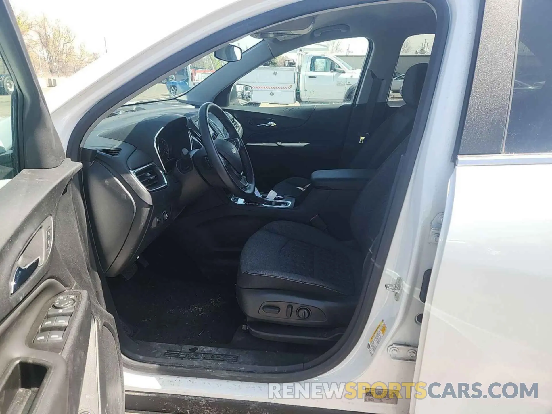 12 fotografías del automóvil dañado 3GNAXTEG0PL118223 CHEVROLET EQUINOX 2023
