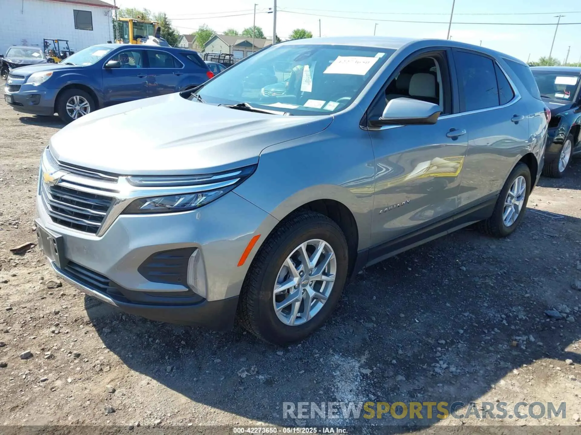 2 fotografías del automóvil dañado 3GNAXTEG0PS202483 CHEVROLET EQUINOX 2023