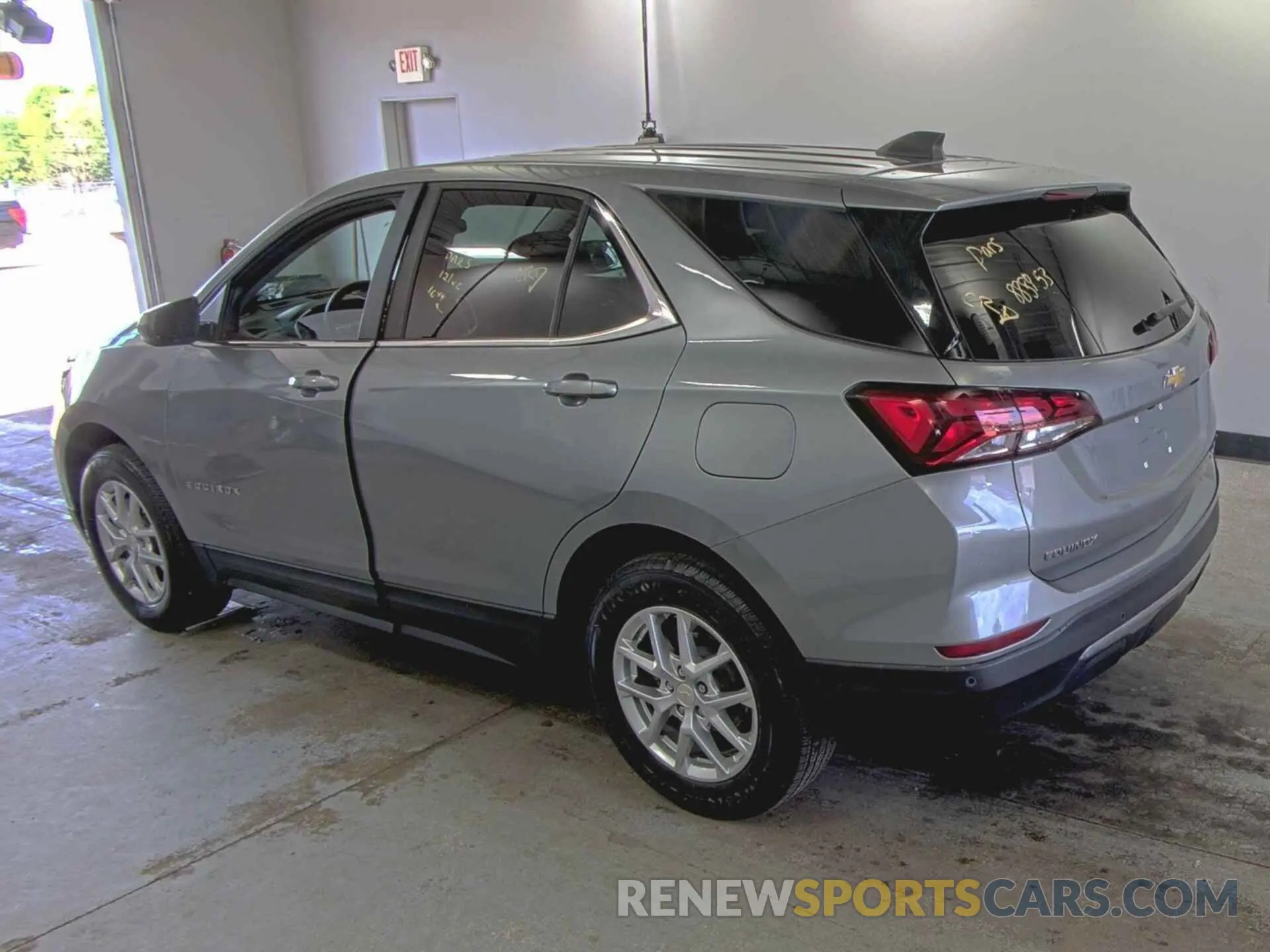 18 fotografías del automóvil dañado 3GNAXTEG1PL252593 CHEVROLET EQUINOX 2023