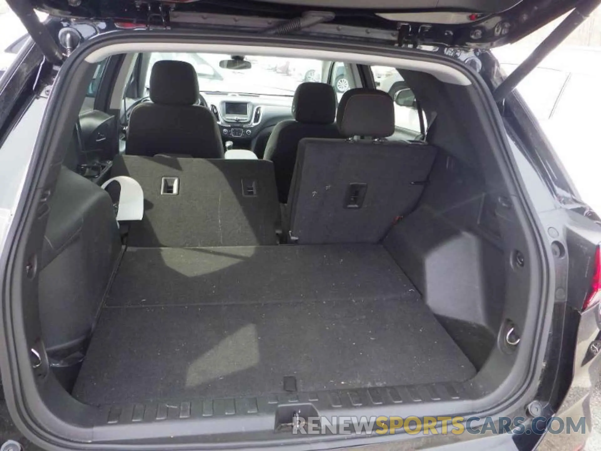 4 fotografías del automóvil dañado 3GNAXTEG1PL253811 CHEVROLET EQUINOX 2023