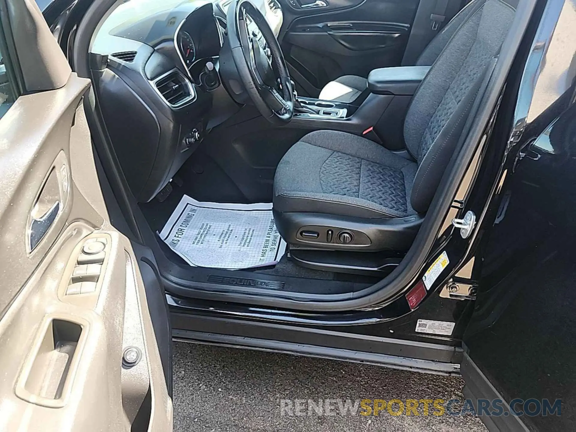 4 fotografías del automóvil dañado 3GNAXTEG1PL259866 CHEVROLET EQUINOX 2023