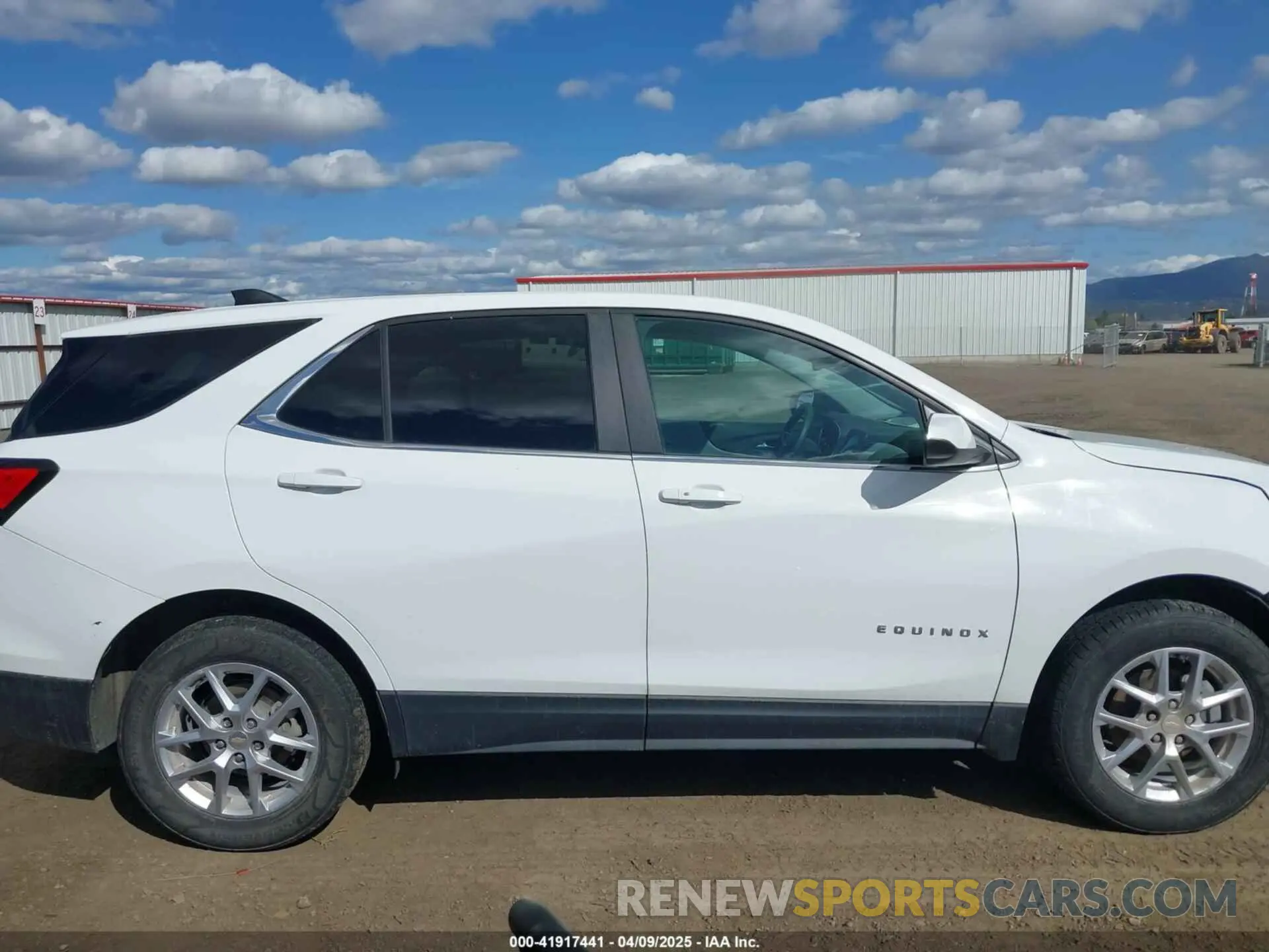 14 fotografías del automóvil dañado 3GNAXTEG1PS203321 CHEVROLET EQUINOX 2023