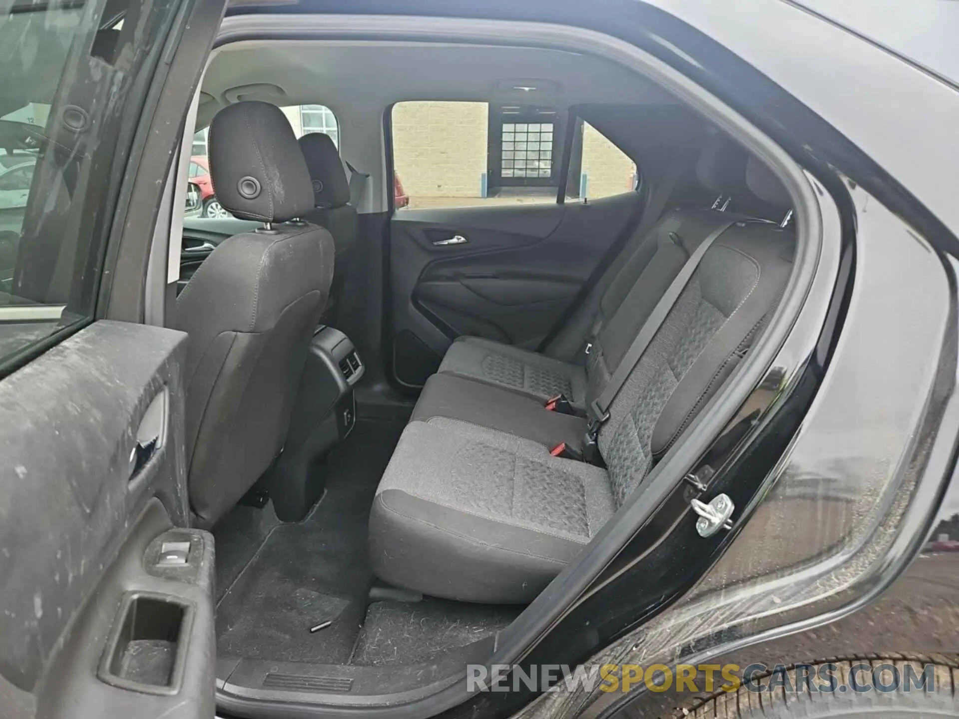 41 fotografías del automóvil dañado 3GNAXTEG3PL112996 CHEVROLET EQUINOX 2023