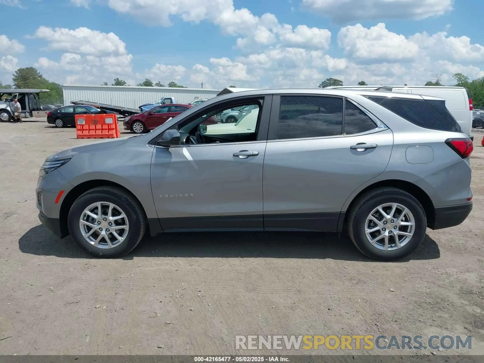 14 fotografías del automóvil dañado 3GNAXTEG3PL251400 CHEVROLET EQUINOX 2023
