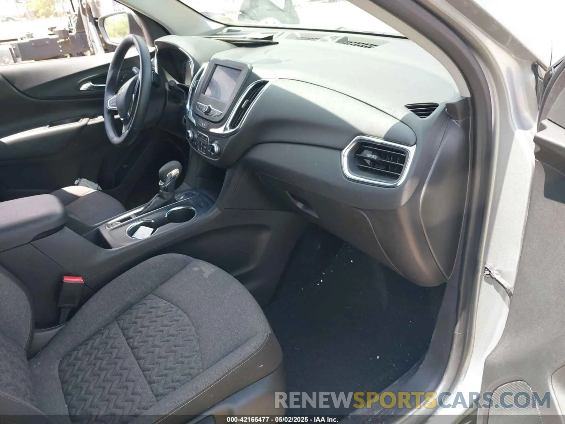 5 fotografías del automóvil dañado 3GNAXTEG3PL251400 CHEVROLET EQUINOX 2023