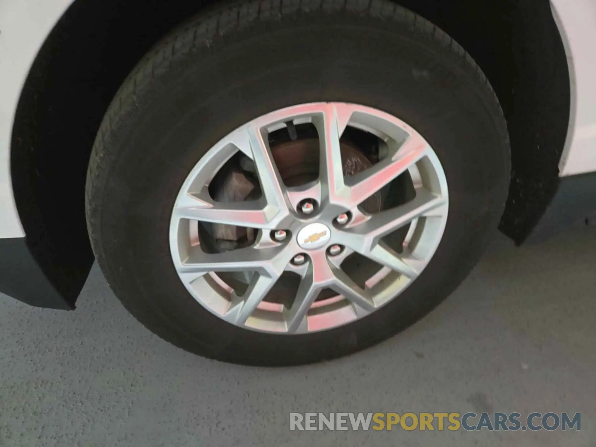 2 fotografías del automóvil dañado 3GNAXTEG3PS112910 CHEVROLET EQUINOX 2023