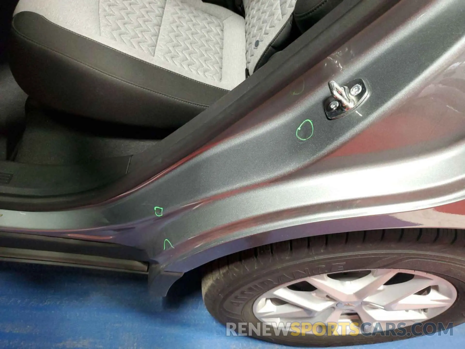 2 fotografías del automóvil dañado 3GNAXTEG4PS208562 CHEVROLET EQUINOX 2023