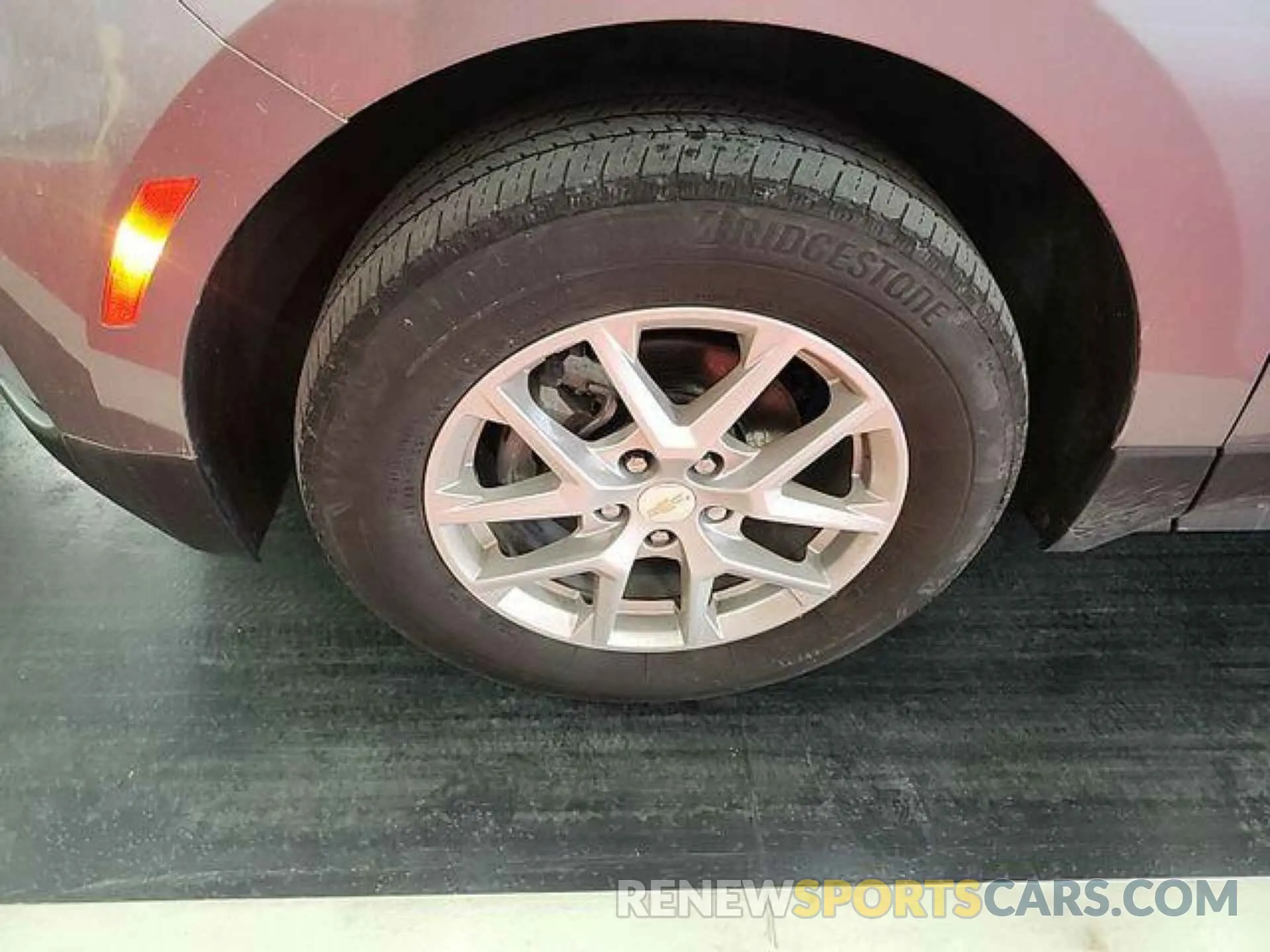 2 fotografías del automóvil dañado 3GNAXTEG4PS211686 CHEVROLET EQUINOX 2023
