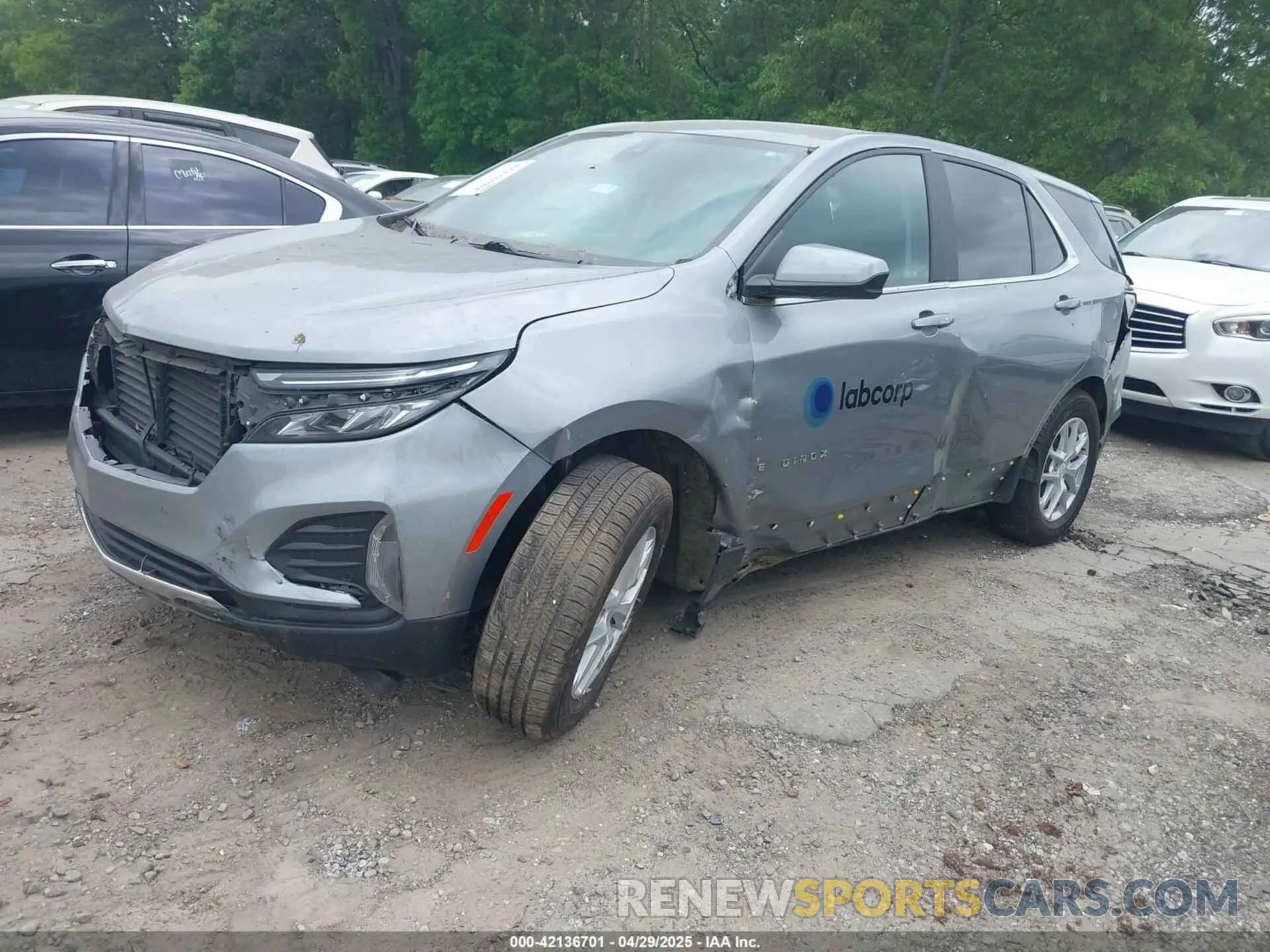 2 fotografías del automóvil dañado 3GNAXTEG5PL154697 CHEVROLET EQUINOX 2023