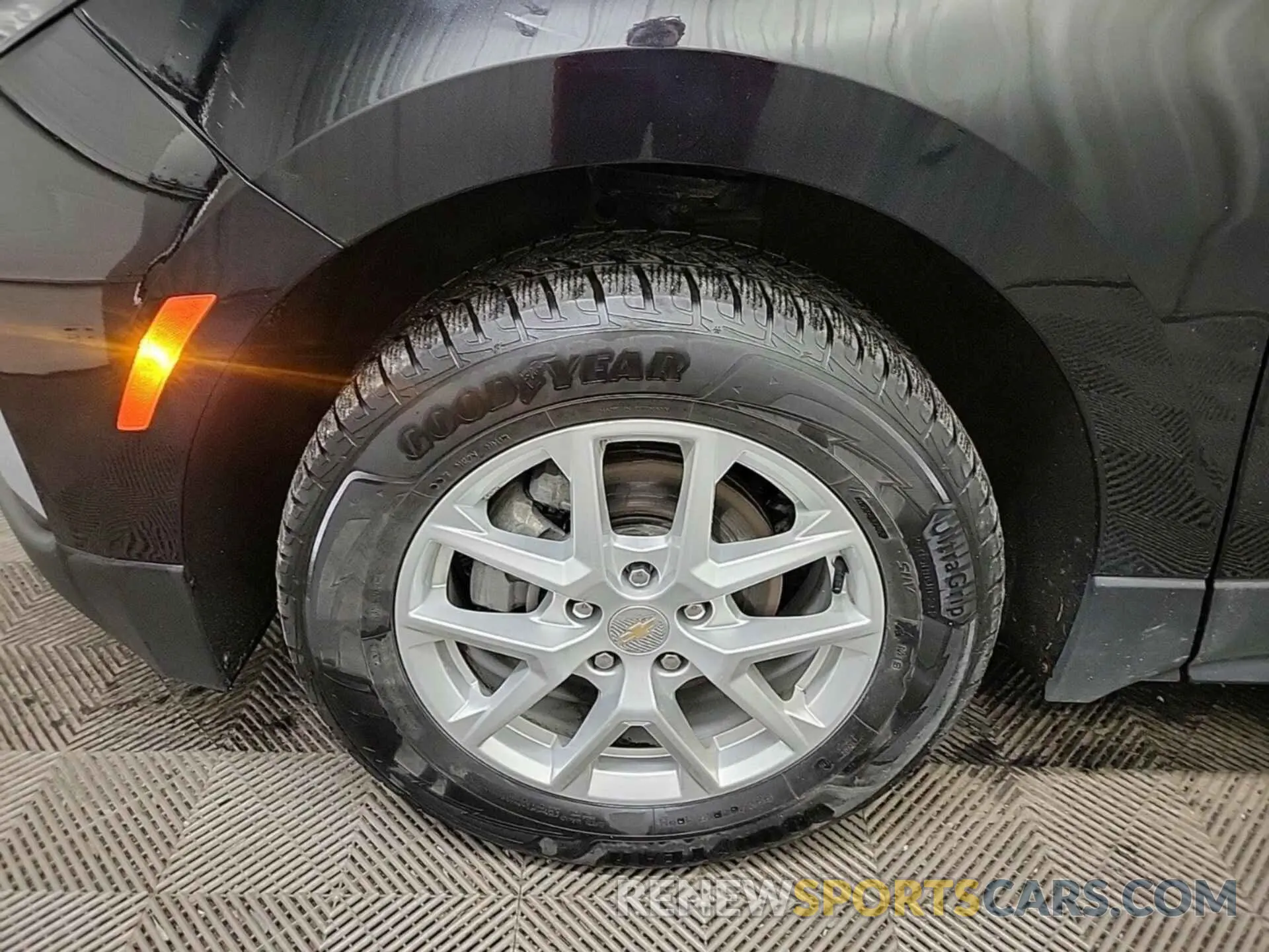 5 fotografías del automóvil dañado 3GNAXTEG6PL252993 CHEVROLET EQUINOX 2023