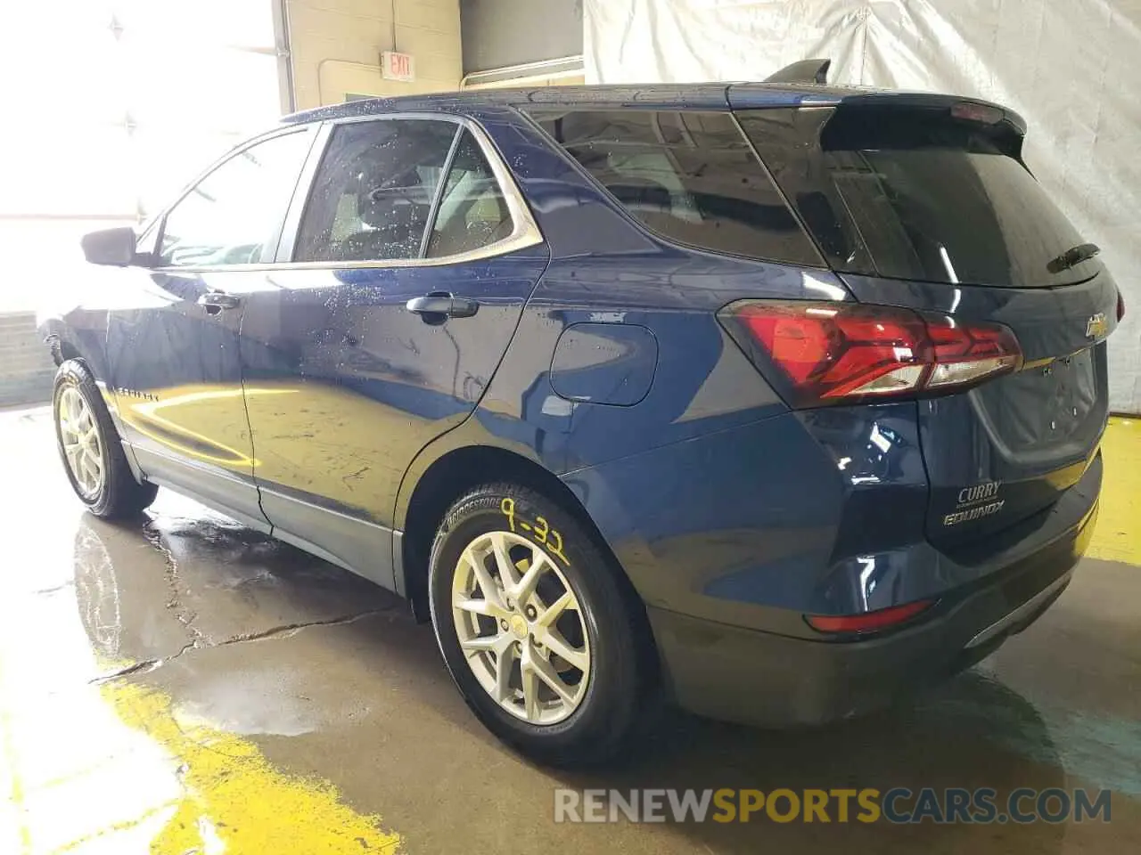 2 fotografías del automóvil dañado 3GNAXTEG9PL189243 CHEVROLET EQUINOX 2023