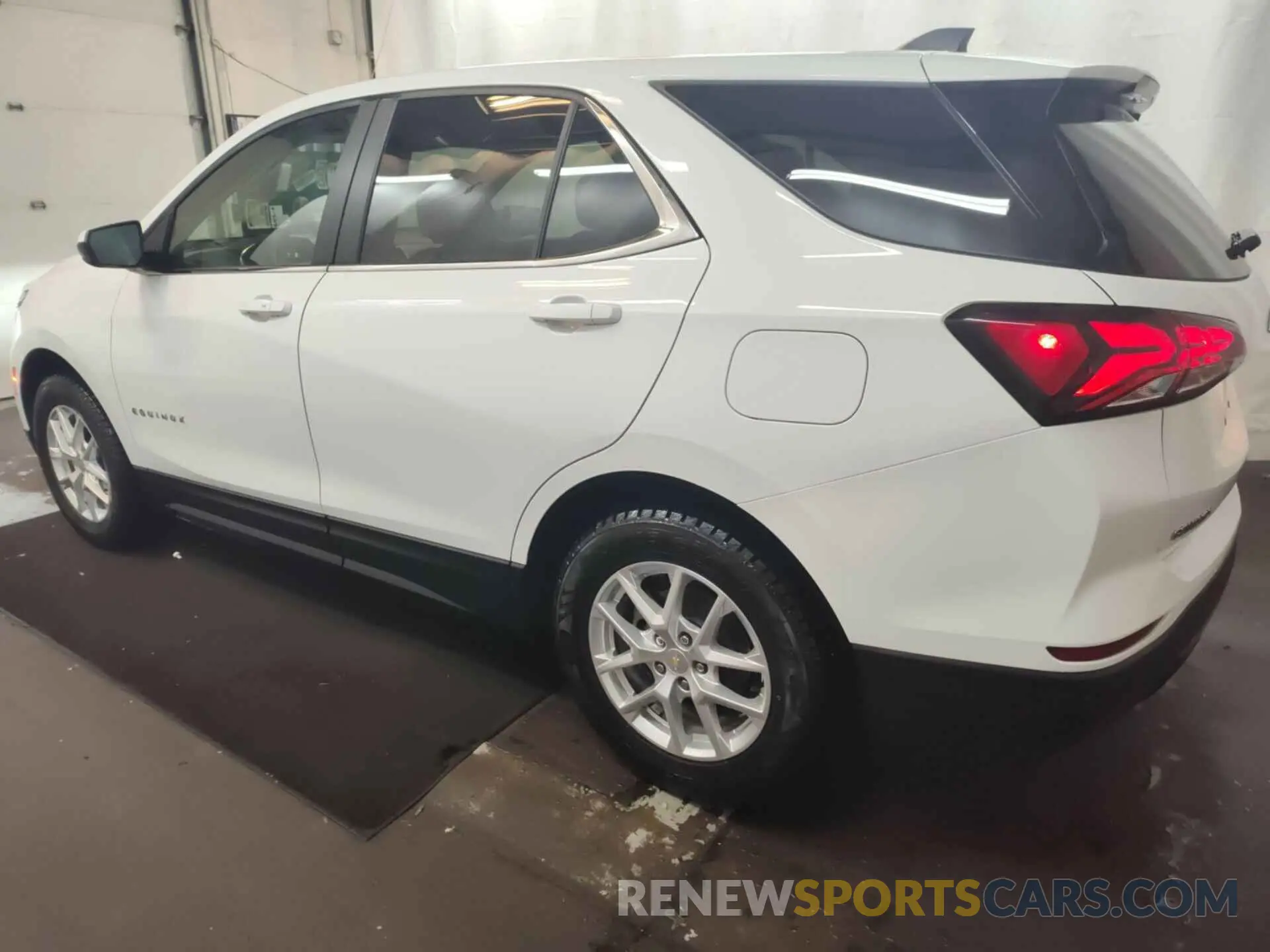 25 fotografías del automóvil dañado 3GNAXTEG9PL237274 CHEVROLET EQUINOX 2023