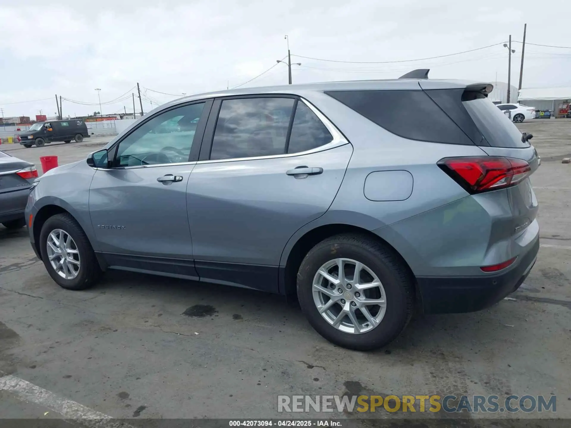 14 fotografías del automóvil dañado 3GNAXTEG9PL269304 CHEVROLET EQUINOX 2023