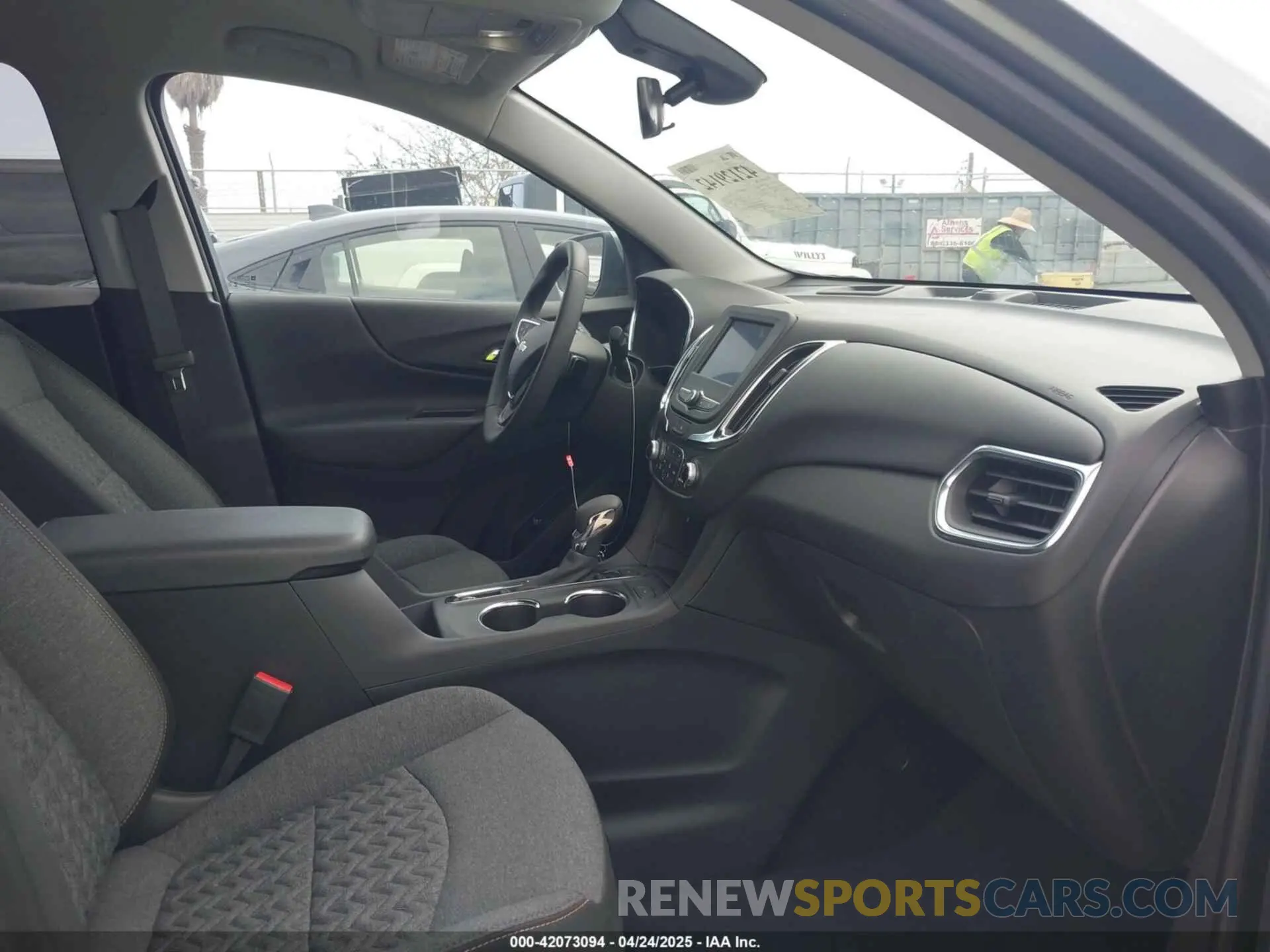 5 fotografías del automóvil dañado 3GNAXTEG9PL269304 CHEVROLET EQUINOX 2023