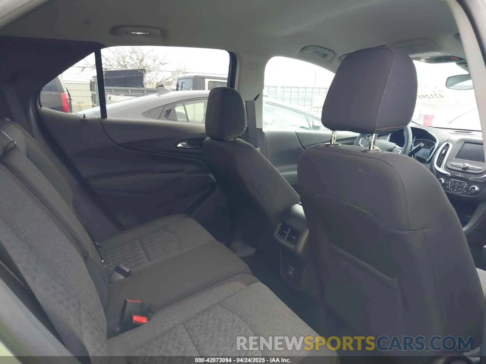 8 fotografías del automóvil dañado 3GNAXTEG9PL269304 CHEVROLET EQUINOX 2023