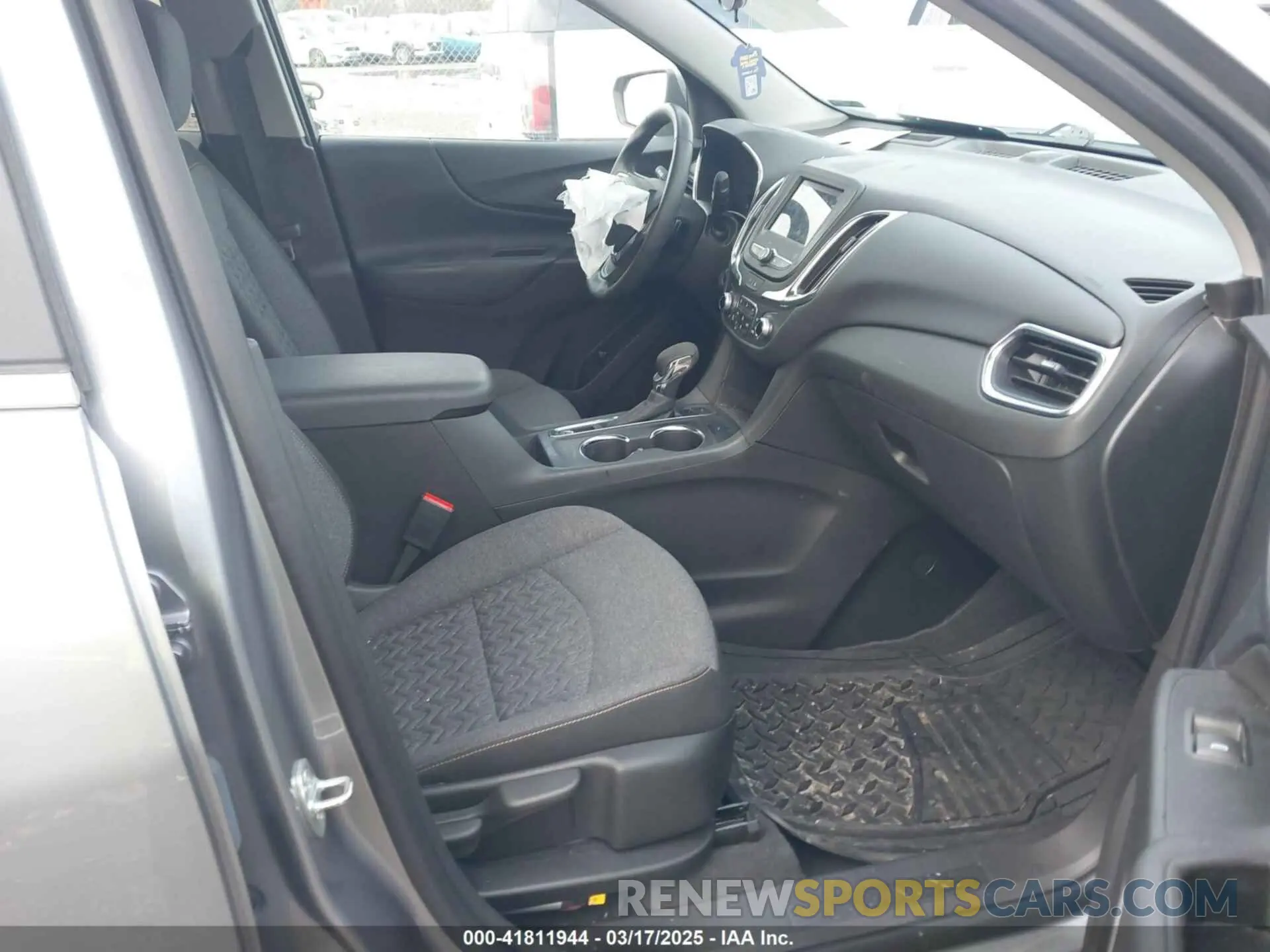 5 fotografías del automóvil dañado 3GNAXTEG9PL270405 CHEVROLET EQUINOX 2023