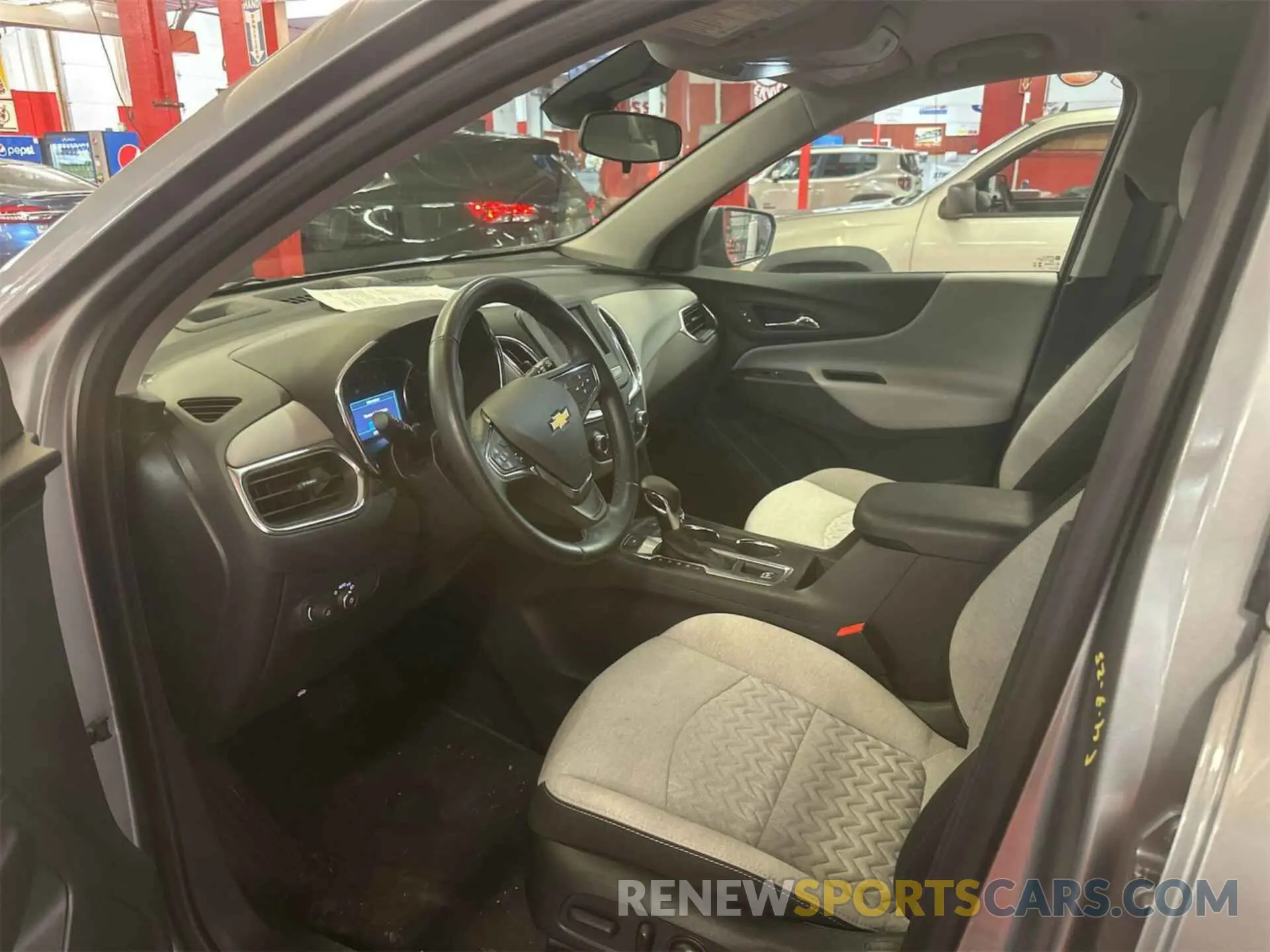 16 fotografías del automóvil dañado 3GNAXTEGXPL252608 CHEVROLET EQUINOX 2023