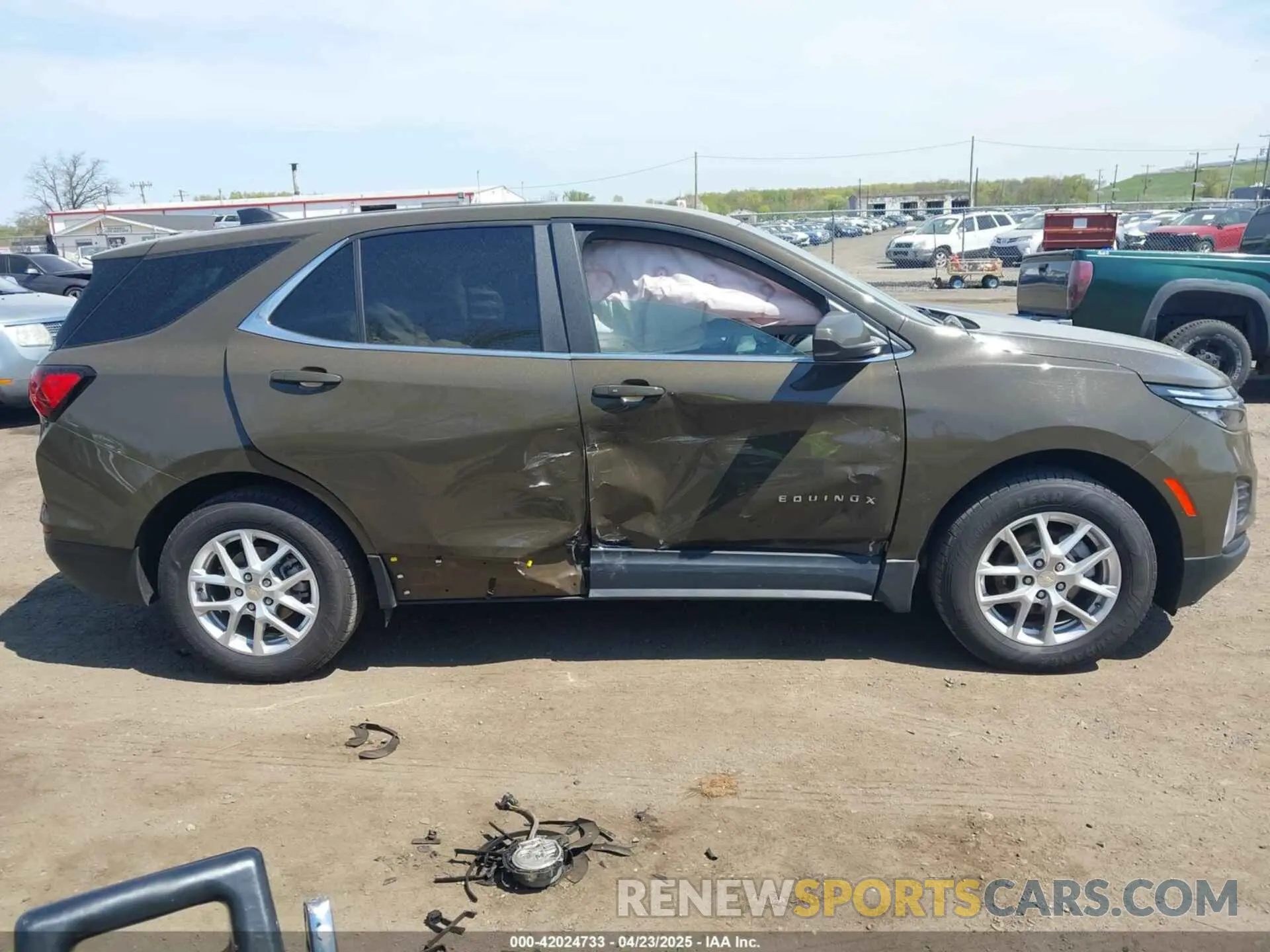13 fotografías del automóvil dañado 3GNAXUEG0PL248041 CHEVROLET EQUINOX 2023