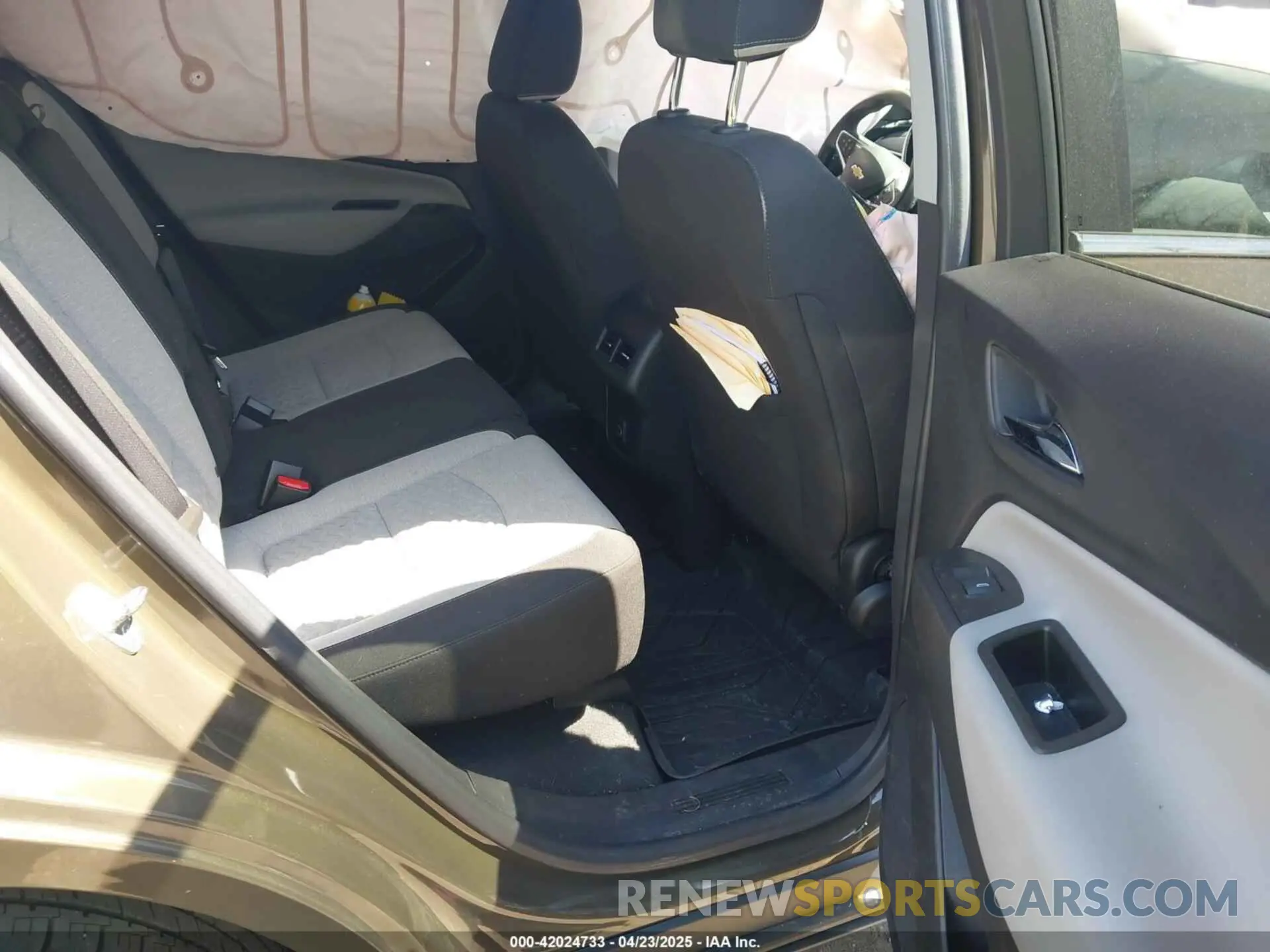 8 fotografías del automóvil dañado 3GNAXUEG0PL248041 CHEVROLET EQUINOX 2023