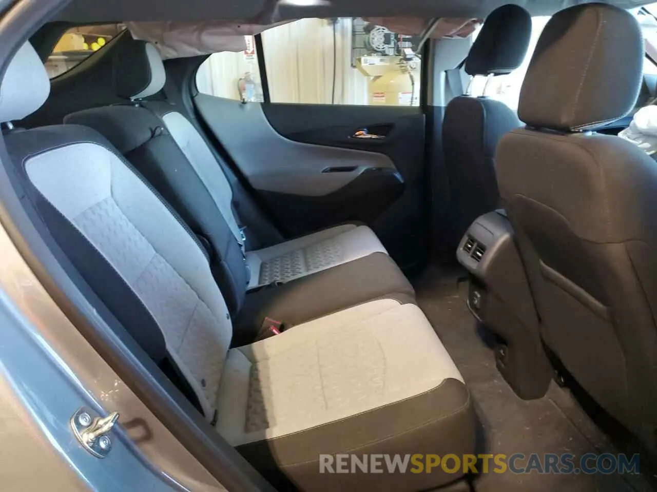 11 fotografías del automóvil dañado 3GNAXUEG2PS200949 CHEVROLET EQUINOX 2023