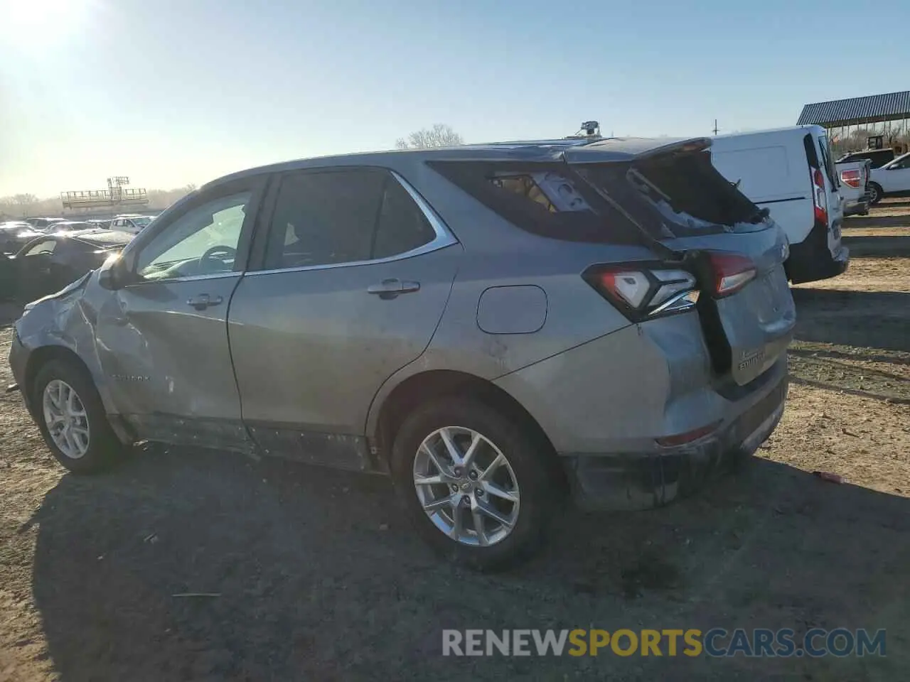 2 fotografías del automóvil dañado 3GNAXUEG2PS214253 CHEVROLET EQUINOX 2023