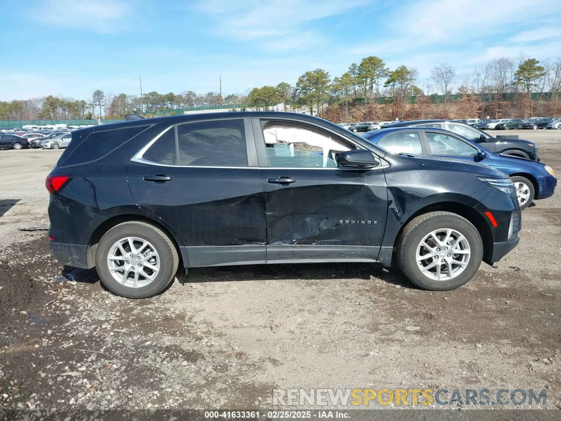 13 fotografías del automóvil dañado 3GNAXUEG3PL272057 CHEVROLET EQUINOX 2023