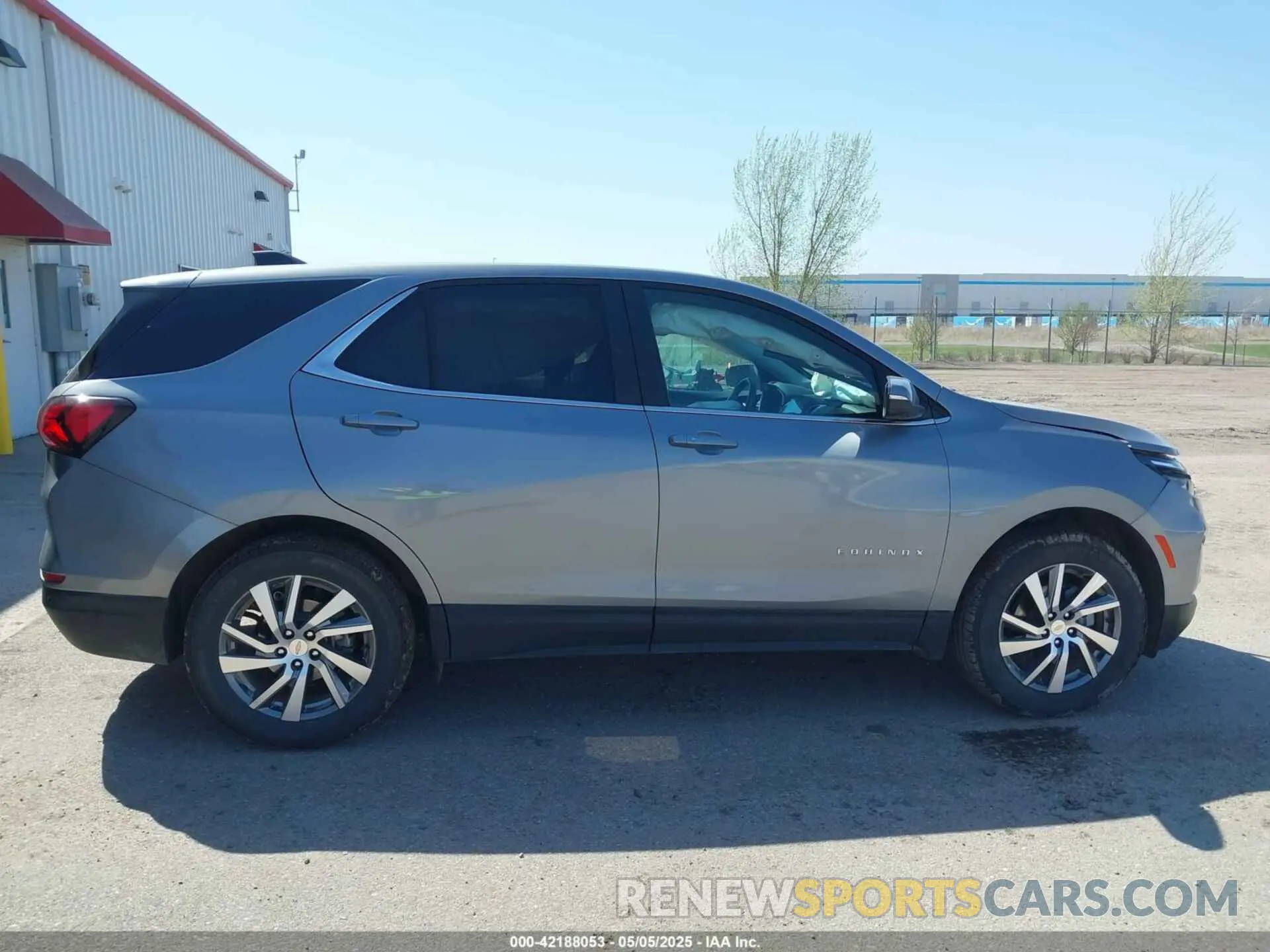 13 fotografías del automóvil dañado 3GNAXUEG4PL161551 CHEVROLET EQUINOX 2023
