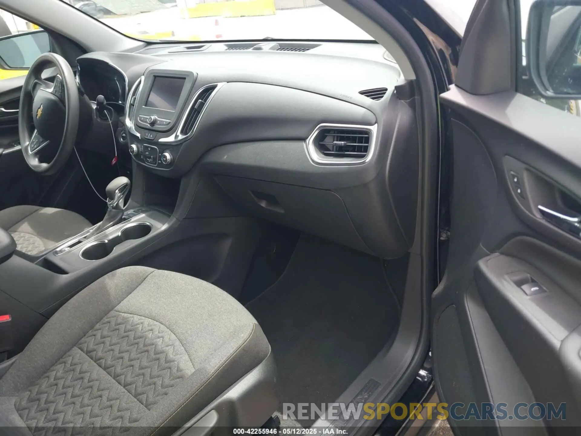 5 fotografías del automóvil dañado 3GNAXUEG5PL268771 CHEVROLET EQUINOX 2023