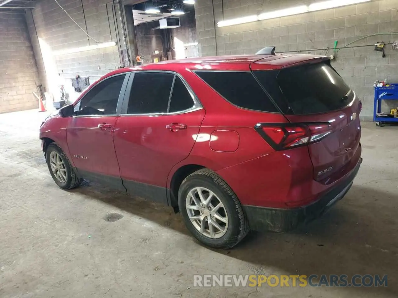 2 fotografías del automóvil dañado 3GNAXUEG6PS129304 CHEVROLET EQUINOX 2023