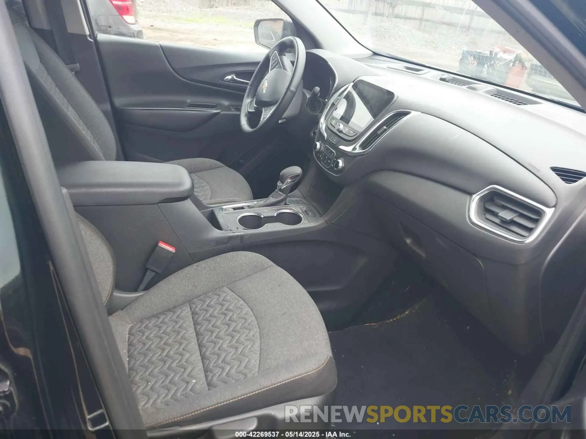 5 fotografías del automóvil dañado 3GNAXUEG7PL160250 CHEVROLET EQUINOX 2023