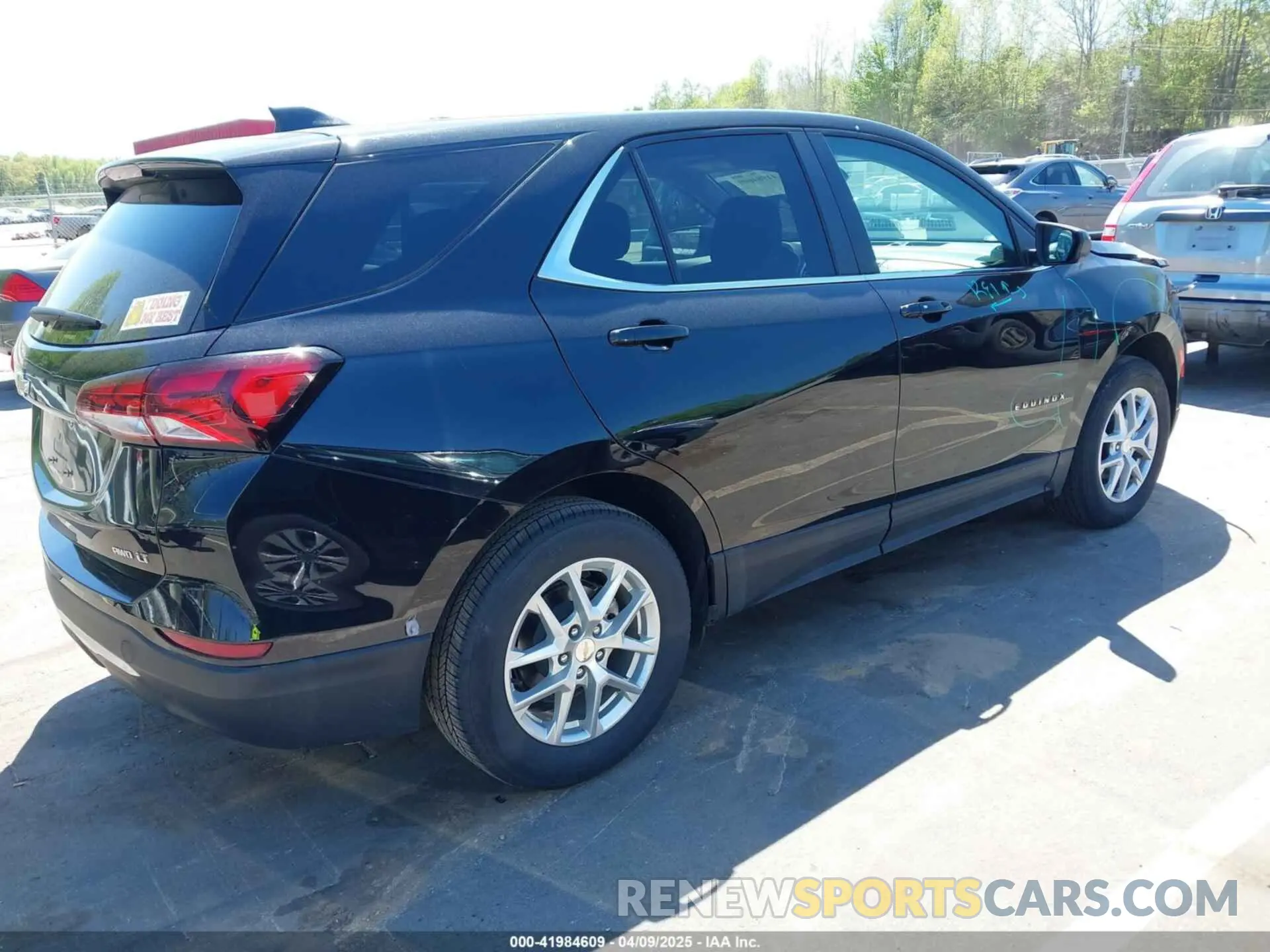 4 fotografías del automóvil dañado 3GNAXUEG7PL213044 CHEVROLET EQUINOX 2023