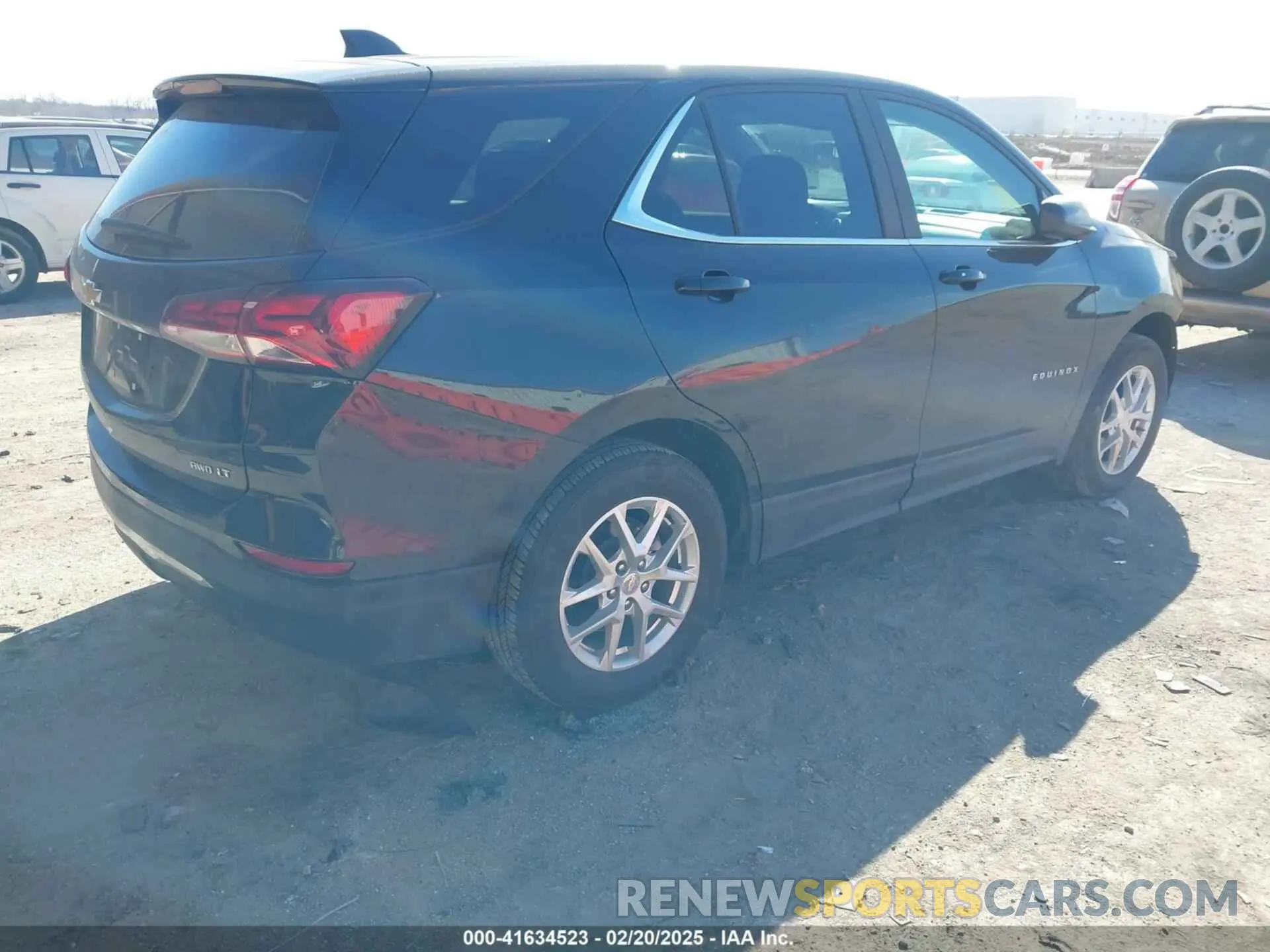 4 fotografías del automóvil dañado 3GNAXUEG8PL228748 CHEVROLET EQUINOX 2023