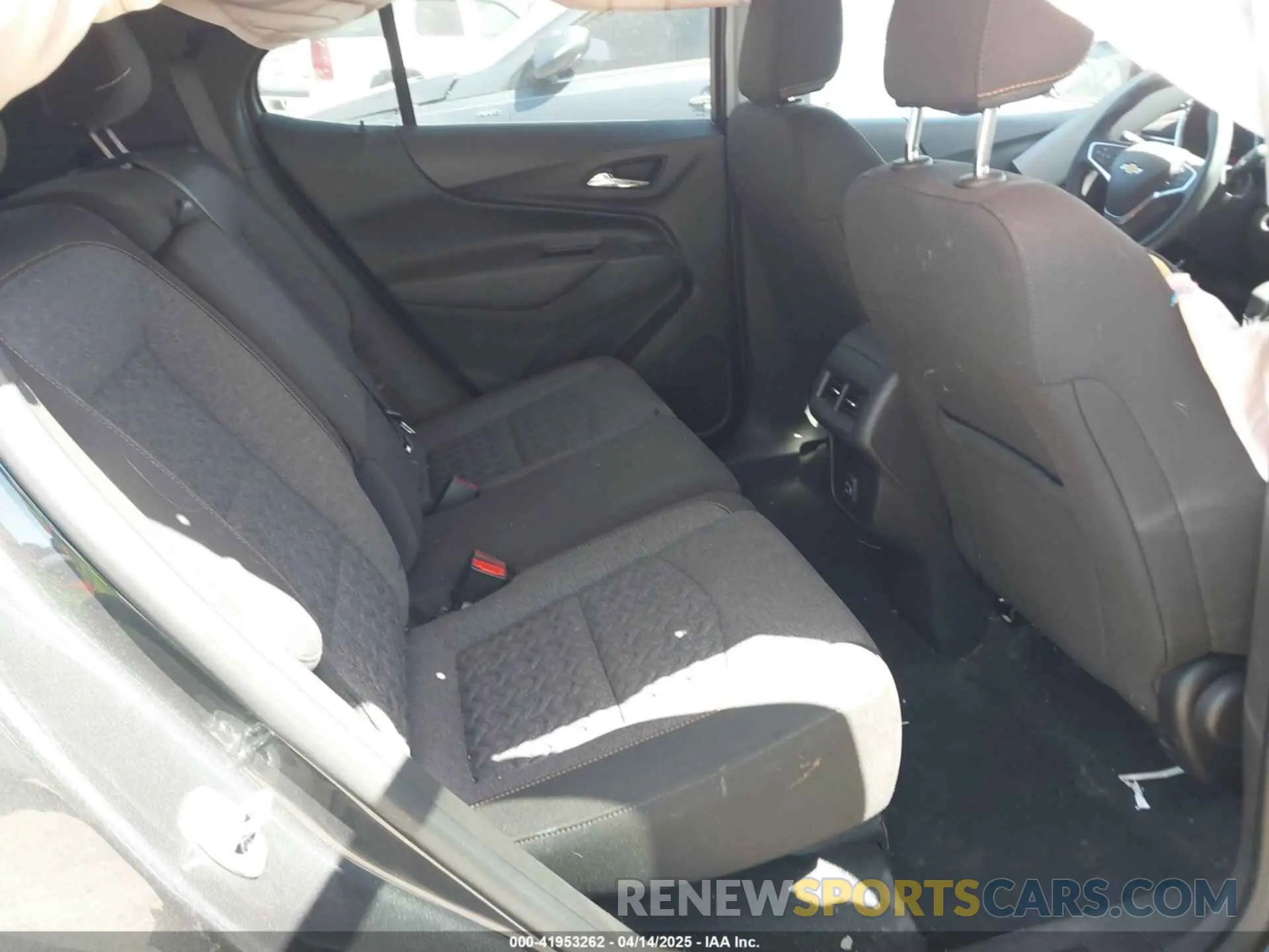 8 fotografías del automóvil dañado 3GNAXUEG8PS126114 CHEVROLET EQUINOX 2023