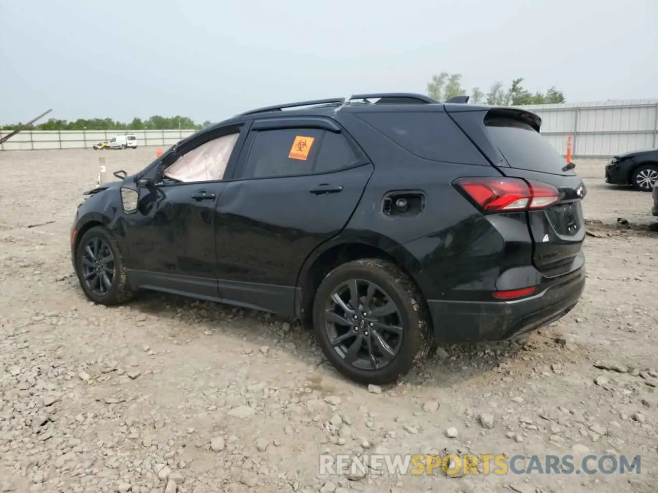 2 fotografías del automóvil dañado 3GNAXWEG0PL131877 CHEVROLET EQUINOX 2023