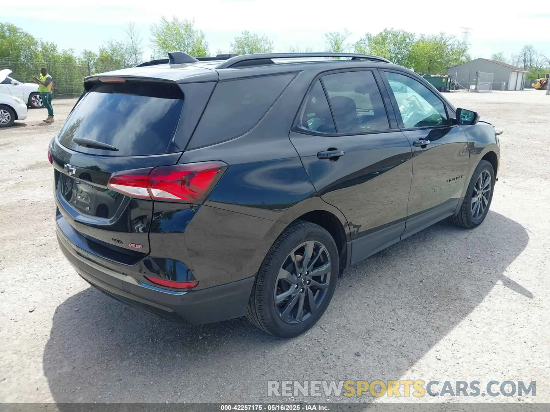 4 fotografías del automóvil dañado 3GNAXWEGXPL237138 CHEVROLET EQUINOX 2023