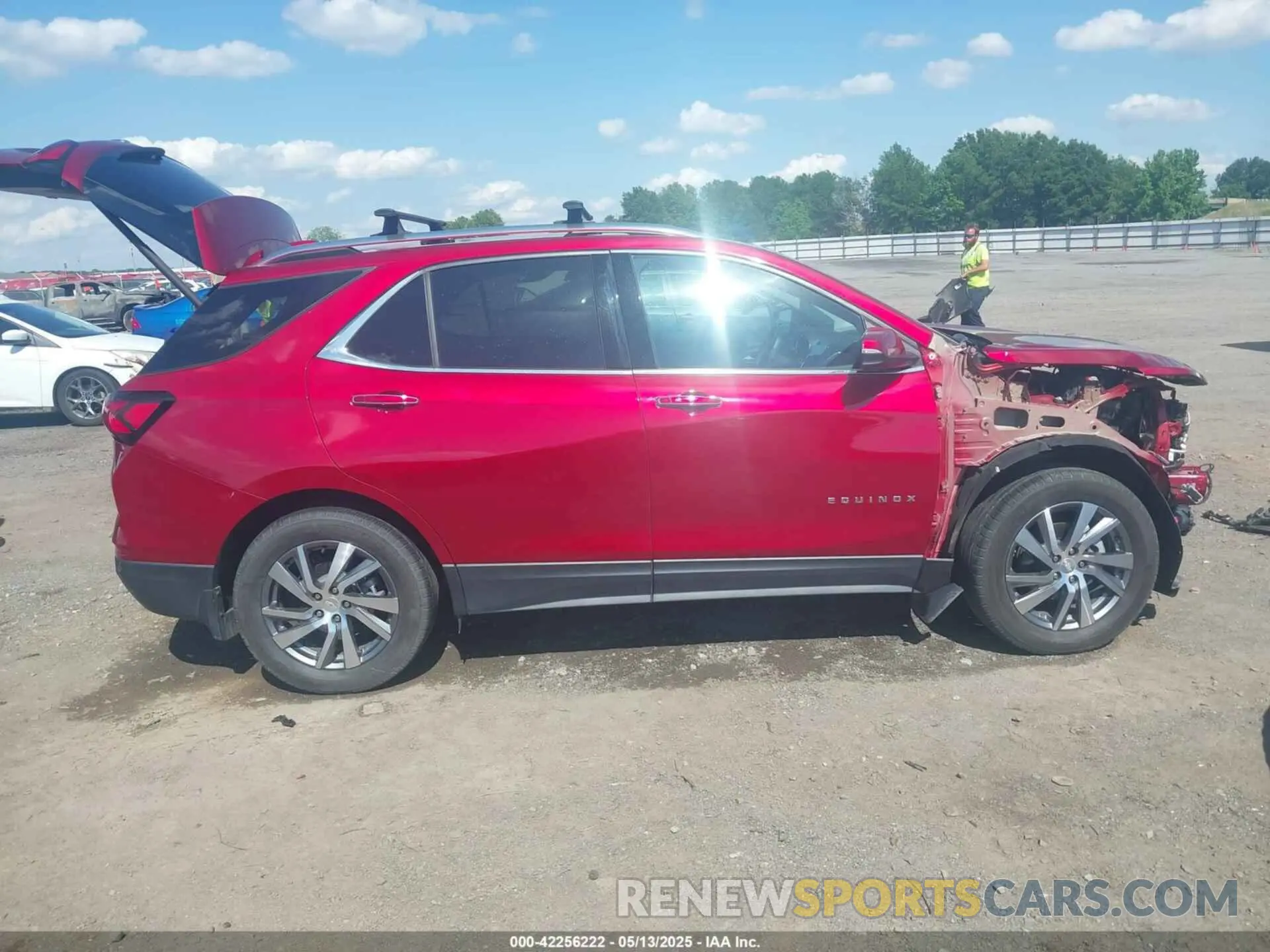 14 fotografías del automóvil dañado 3GNAXXEG5PL171944 CHEVROLET EQUINOX 2023