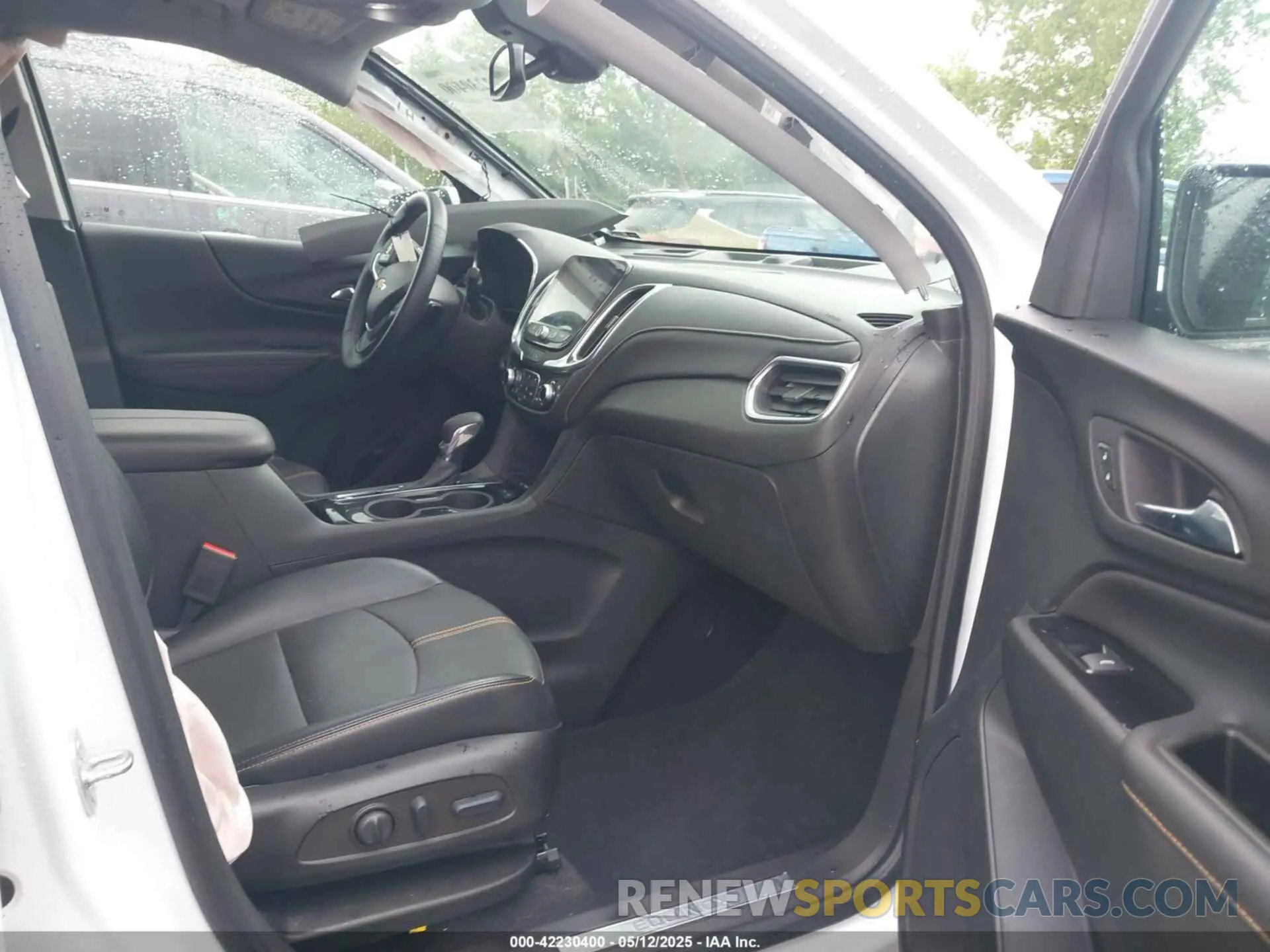 5 fotografías del automóvil dañado 3GNAXXEG9PL156556 CHEVROLET EQUINOX 2023