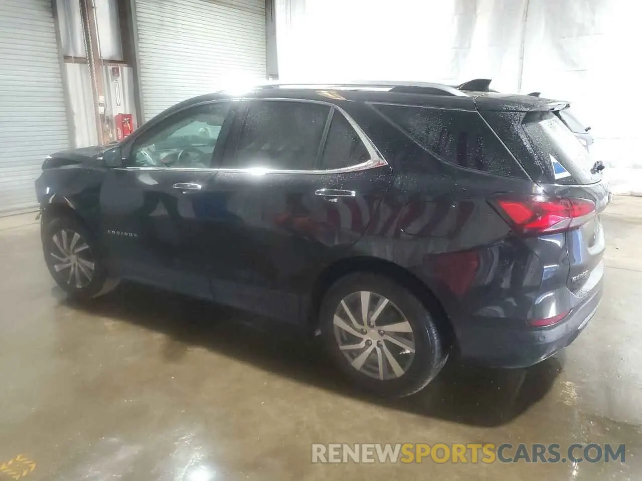 2 fotografías del automóvil dañado 3GNAXXEGXPL215243 CHEVROLET EQUINOX 2023