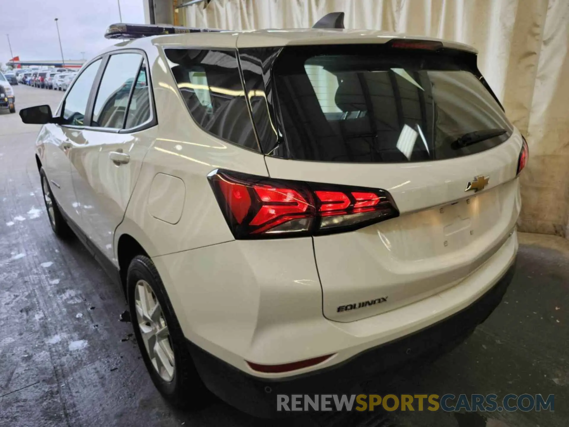 28 fotografías del automóvil dañado 3GNAX5EG0RL261624 CHEVROLET EQUINOX 2024