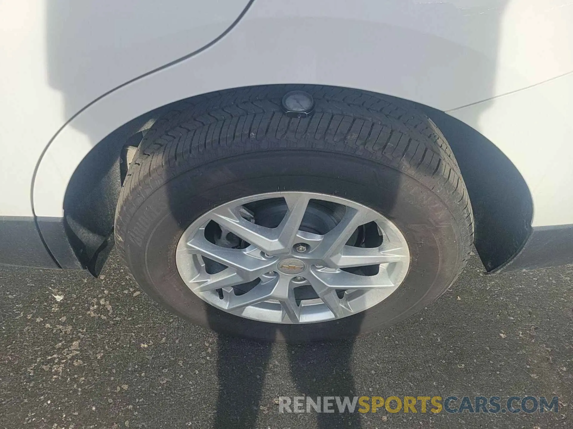 35 fotografías del automóvil dañado 3GNAX5EGXRL261565 CHEVROLET EQUINOX 2024