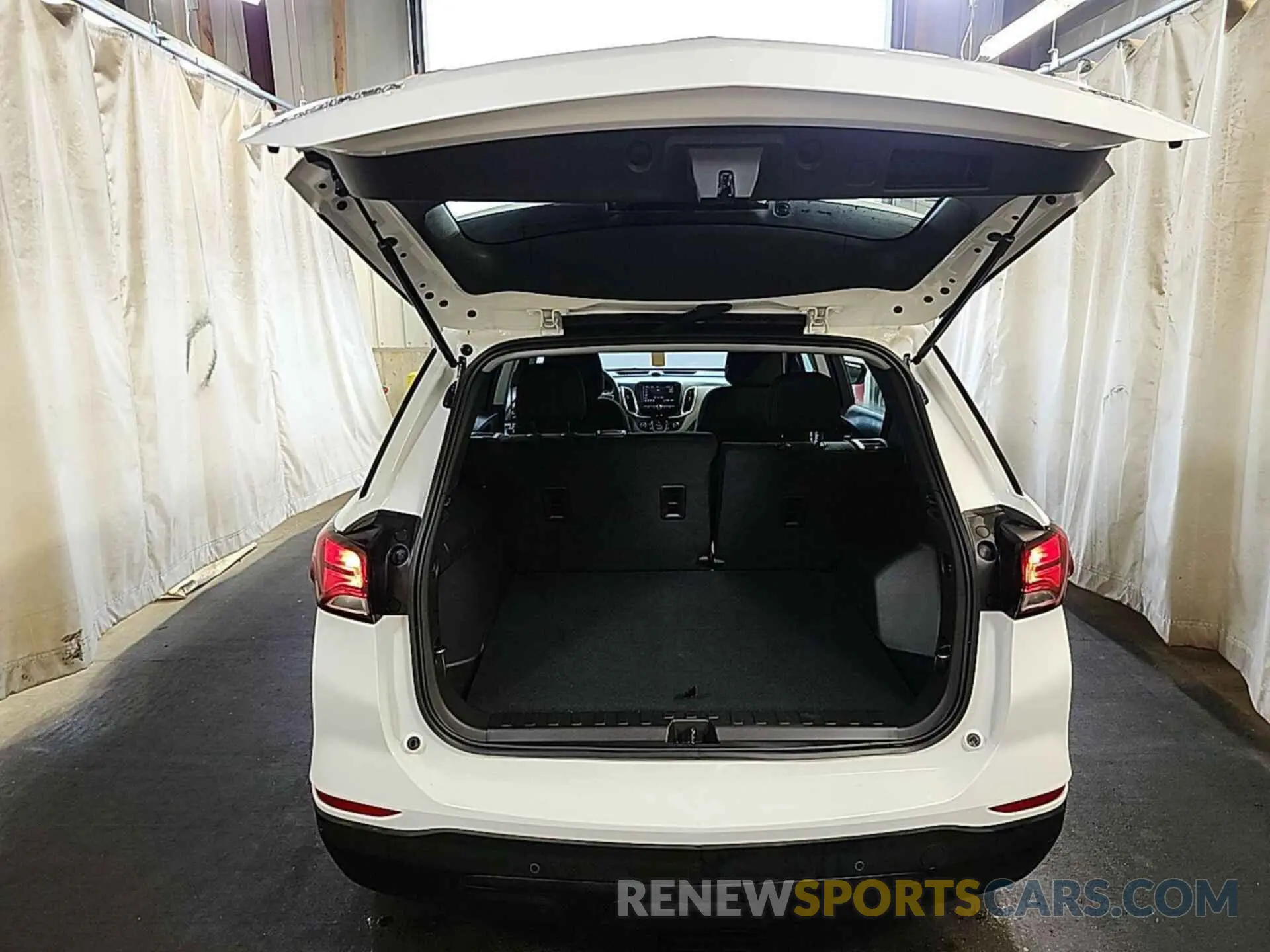 9 fotografías del automóvil dañado 3GNAX5EGXRL261579 CHEVROLET EQUINOX 2024