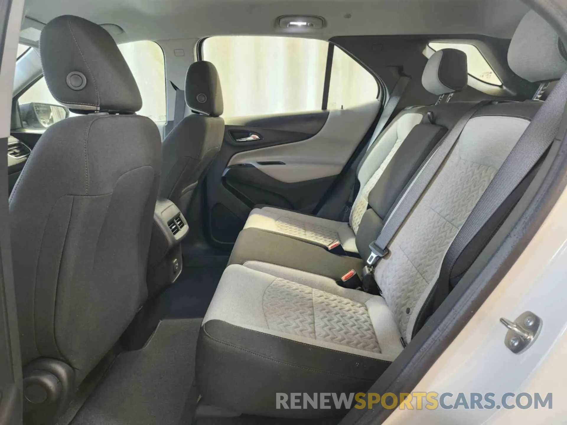 1 fotografías del automóvil dañado 3GNAXFEG8RL259142 CHEVROLET EQUINOX 2024