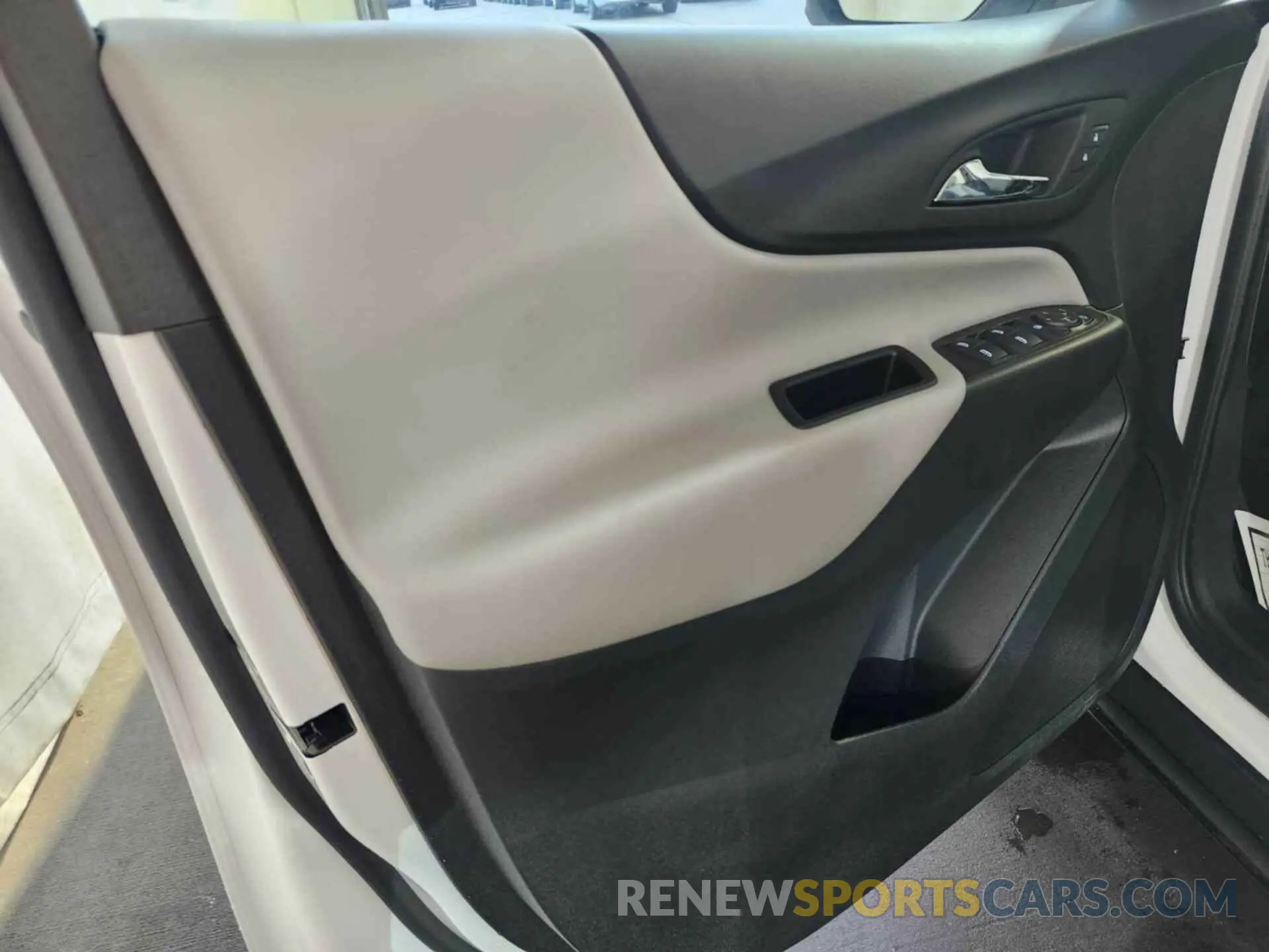 30 fotografías del automóvil dañado 3GNAXFEG8RL259142 CHEVROLET EQUINOX 2024