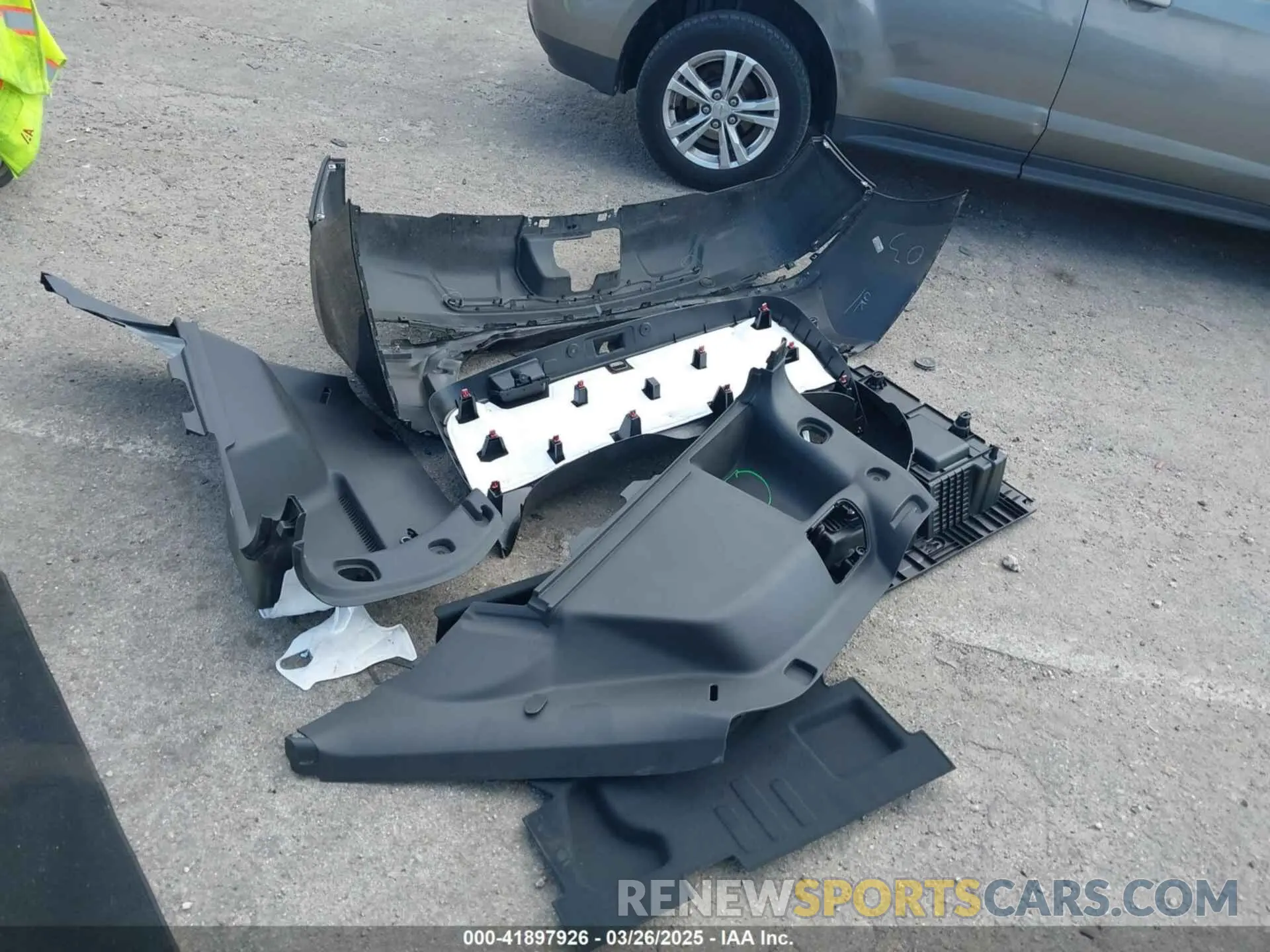 12 fotografías del automóvil dañado 3GNAXHEG2RL155399 CHEVROLET EQUINOX 2024