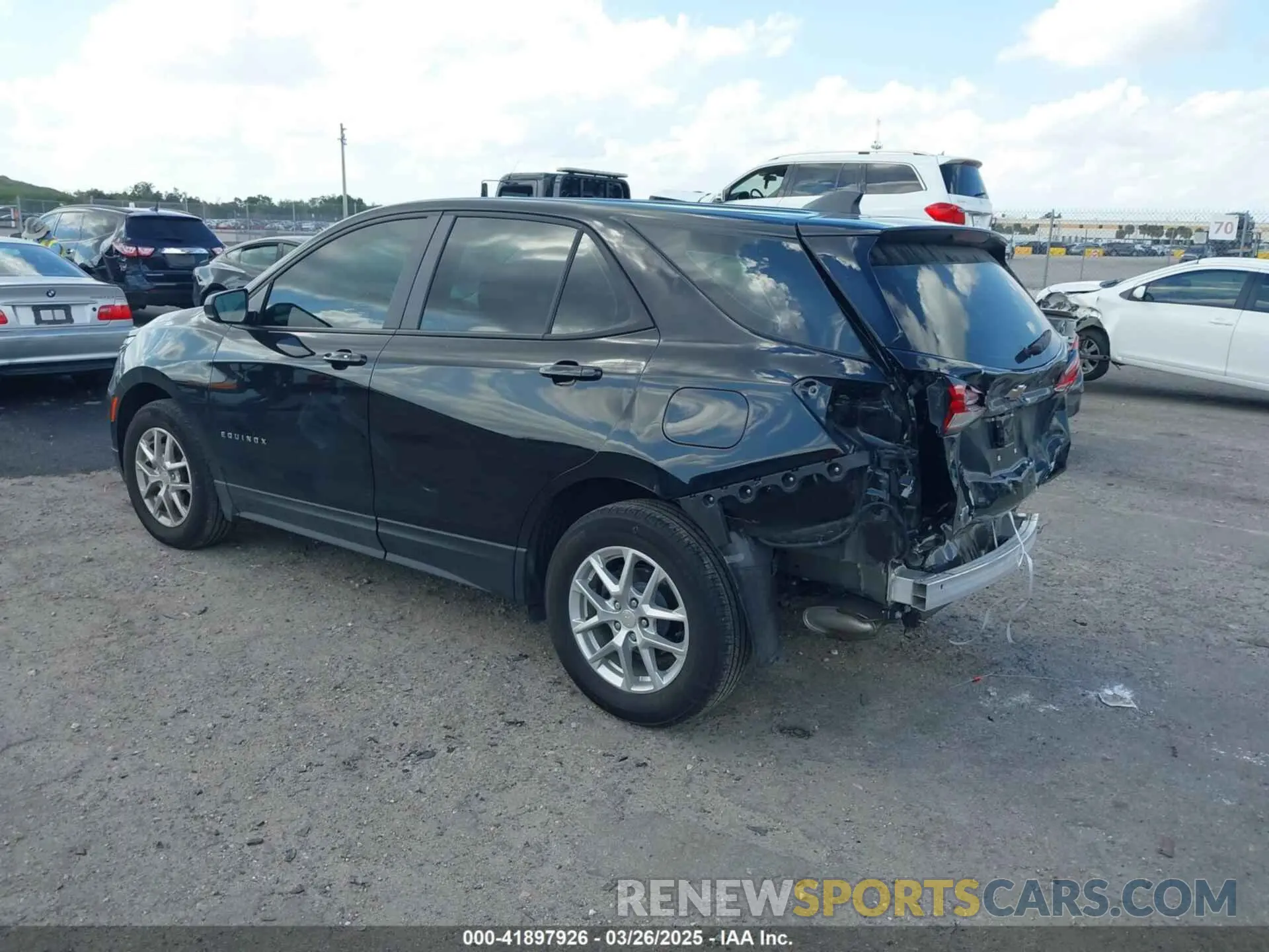 3 fotografías del automóvil dañado 3GNAXHEG2RL155399 CHEVROLET EQUINOX 2024
