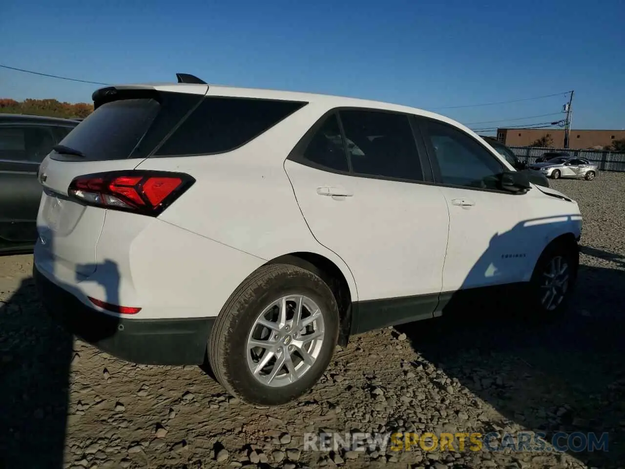 3 fotografías del automóvil dañado 3GNAXHEG2RL187575 CHEVROLET EQUINOX 2024